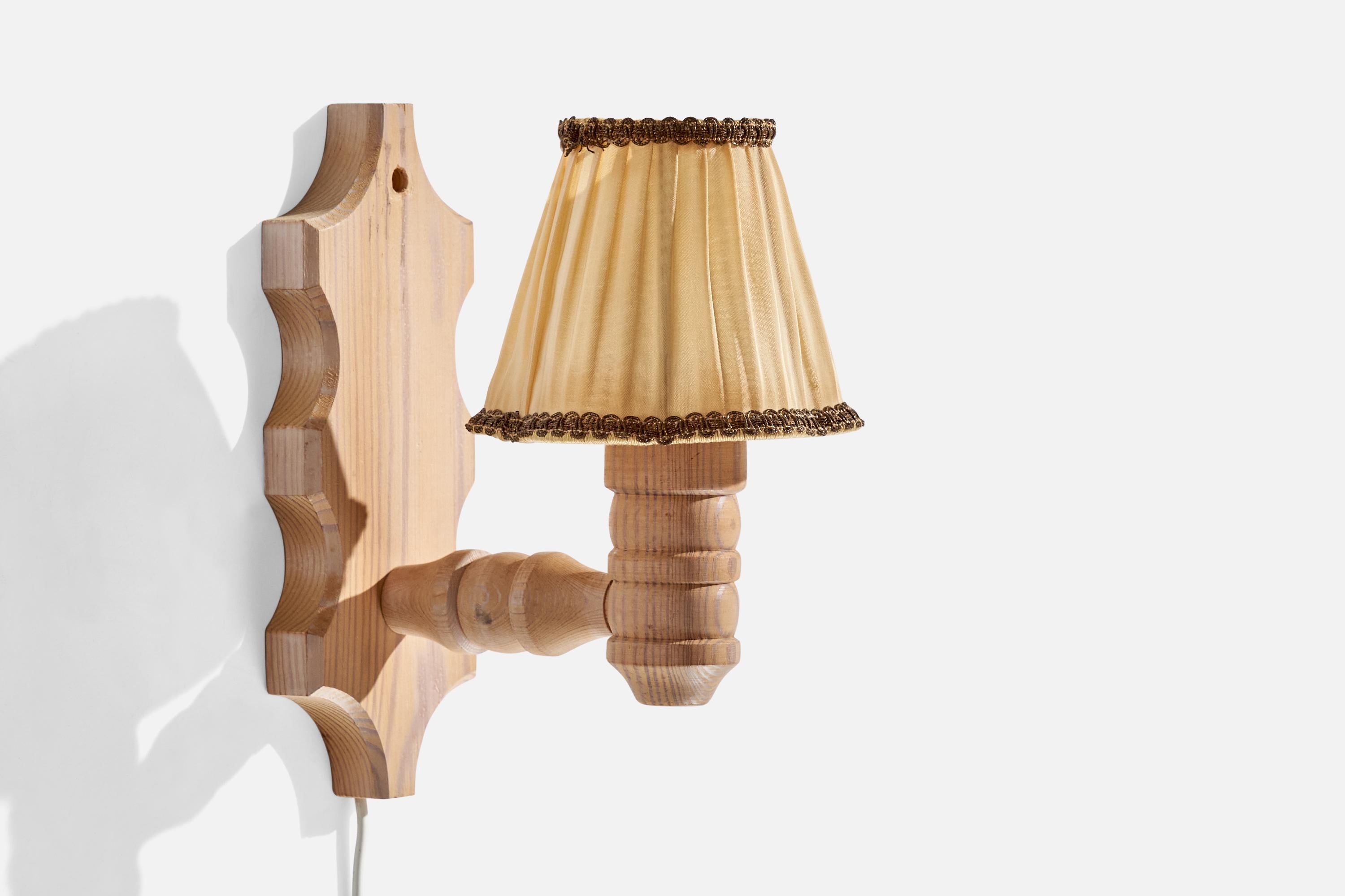 Designer suédois, Lights, Pin, Tissu, Suède, 1970 Bon état - En vente à High Point, NC