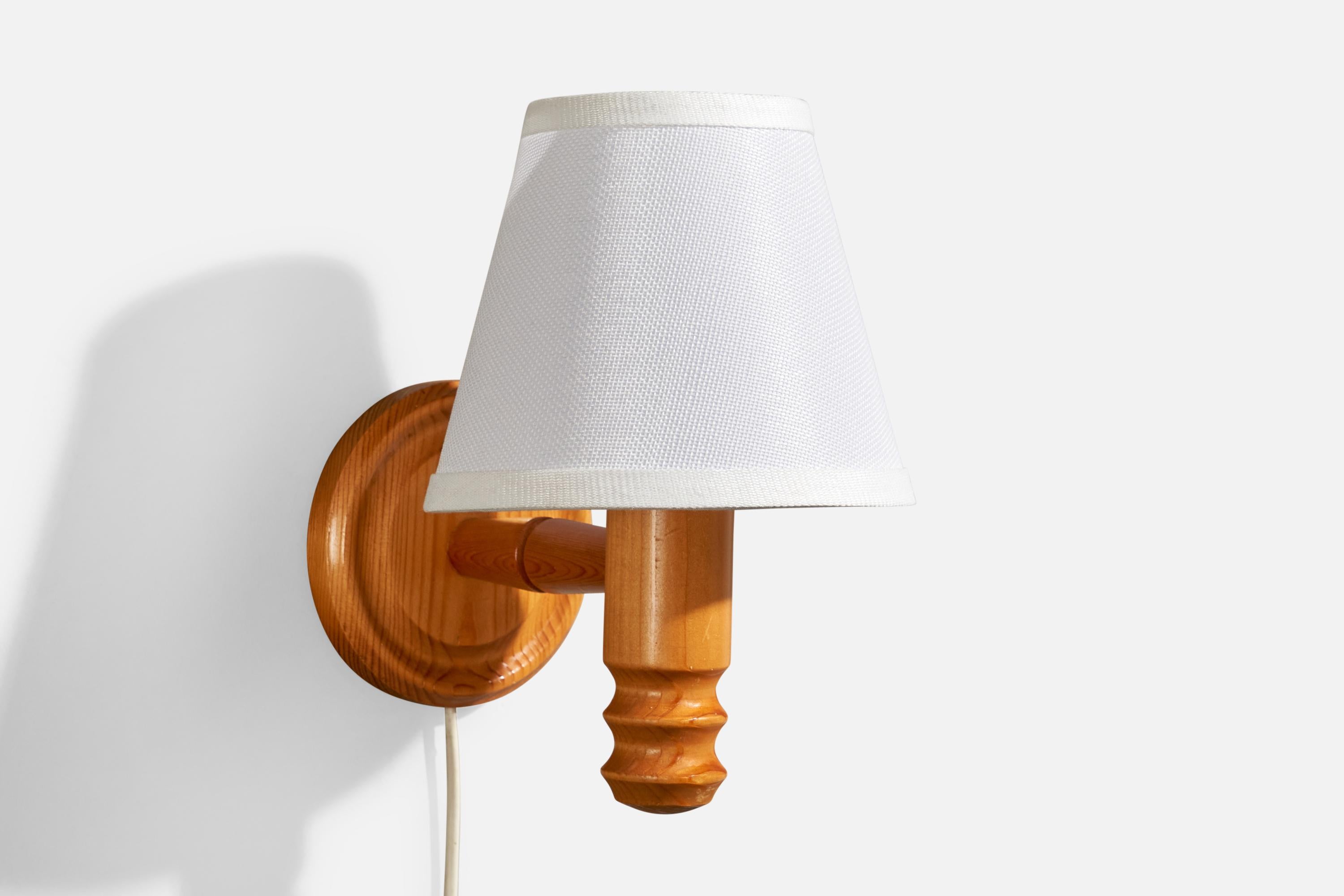 Fin du 20e siècle Designer suédois, Lights, Pin, Tissu, Suède, 1970 en vente