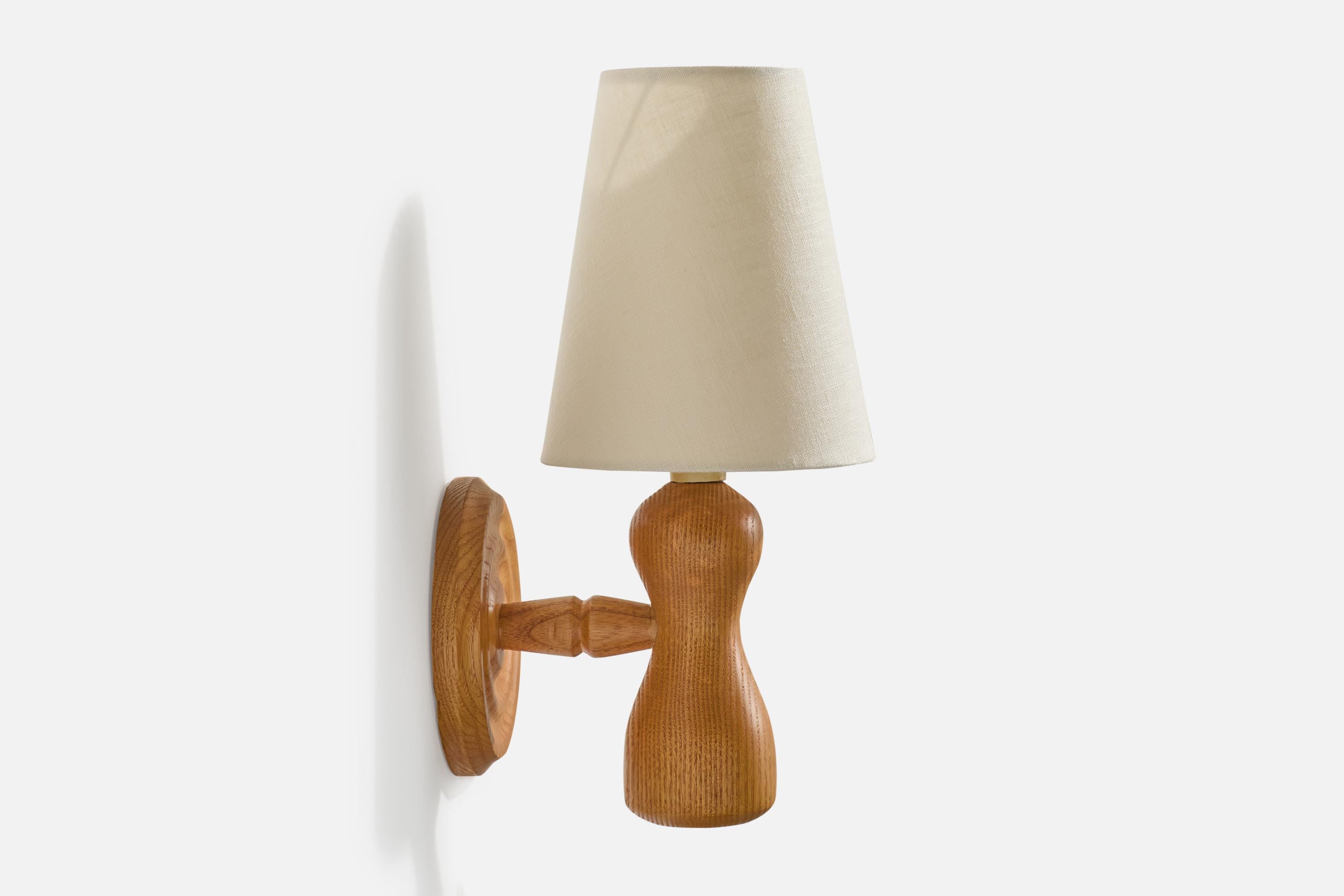 Schwedischer Designer, Wall Lights, Kiefer, Stoff, Schweden, 1970er (Ende des 20. Jahrhunderts)