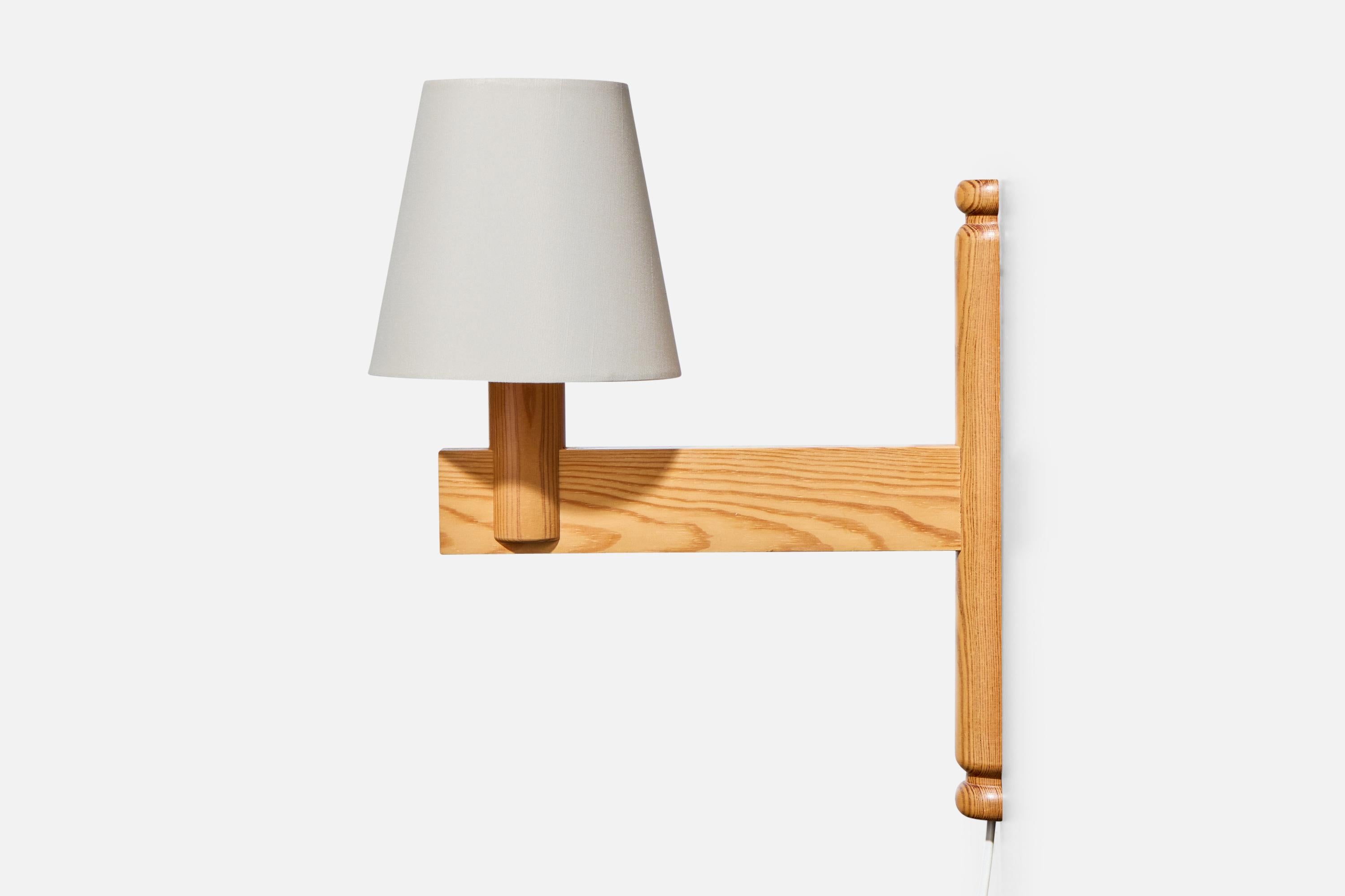 Designer suédois, Lights, Pin, Tissu, Suède, 1970 Bon état - En vente à High Point, NC