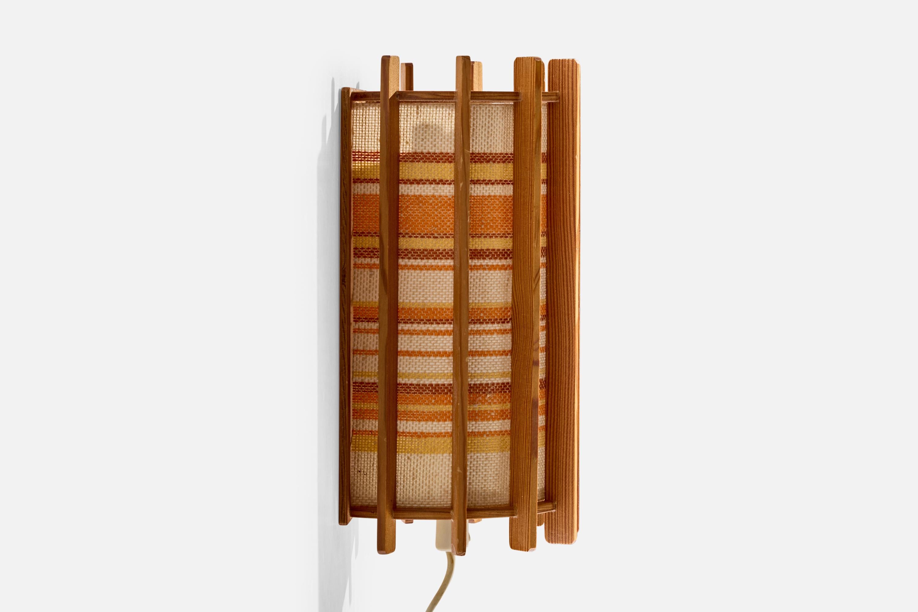 Fin du 20e siècle Designer suédois, Lights, Pin, Tissu, Suède, 1970 en vente