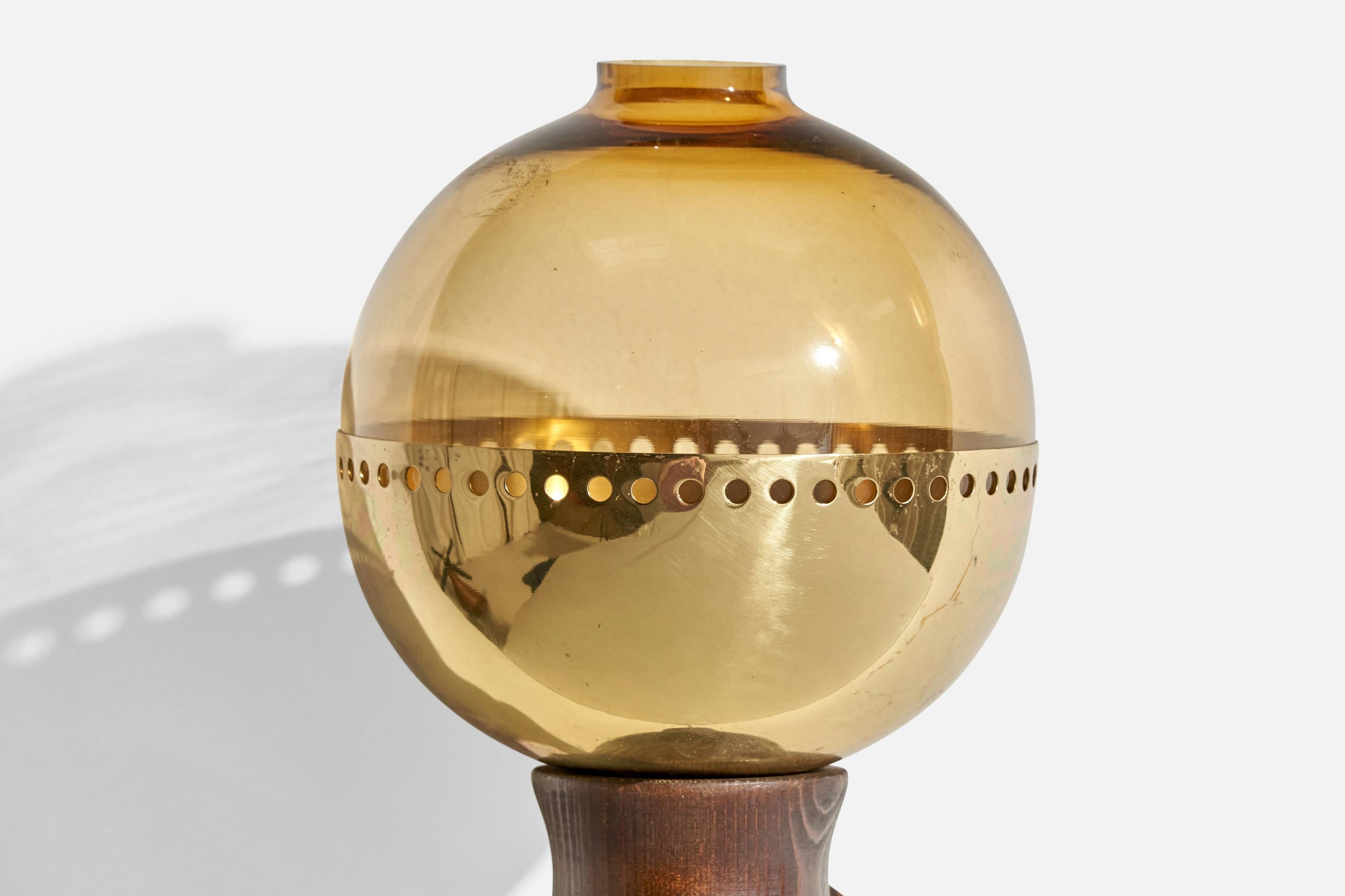 Swedish Designer, Wall Lights, Pine, Glass, Brass, Sweden, 1970s For Sale 3