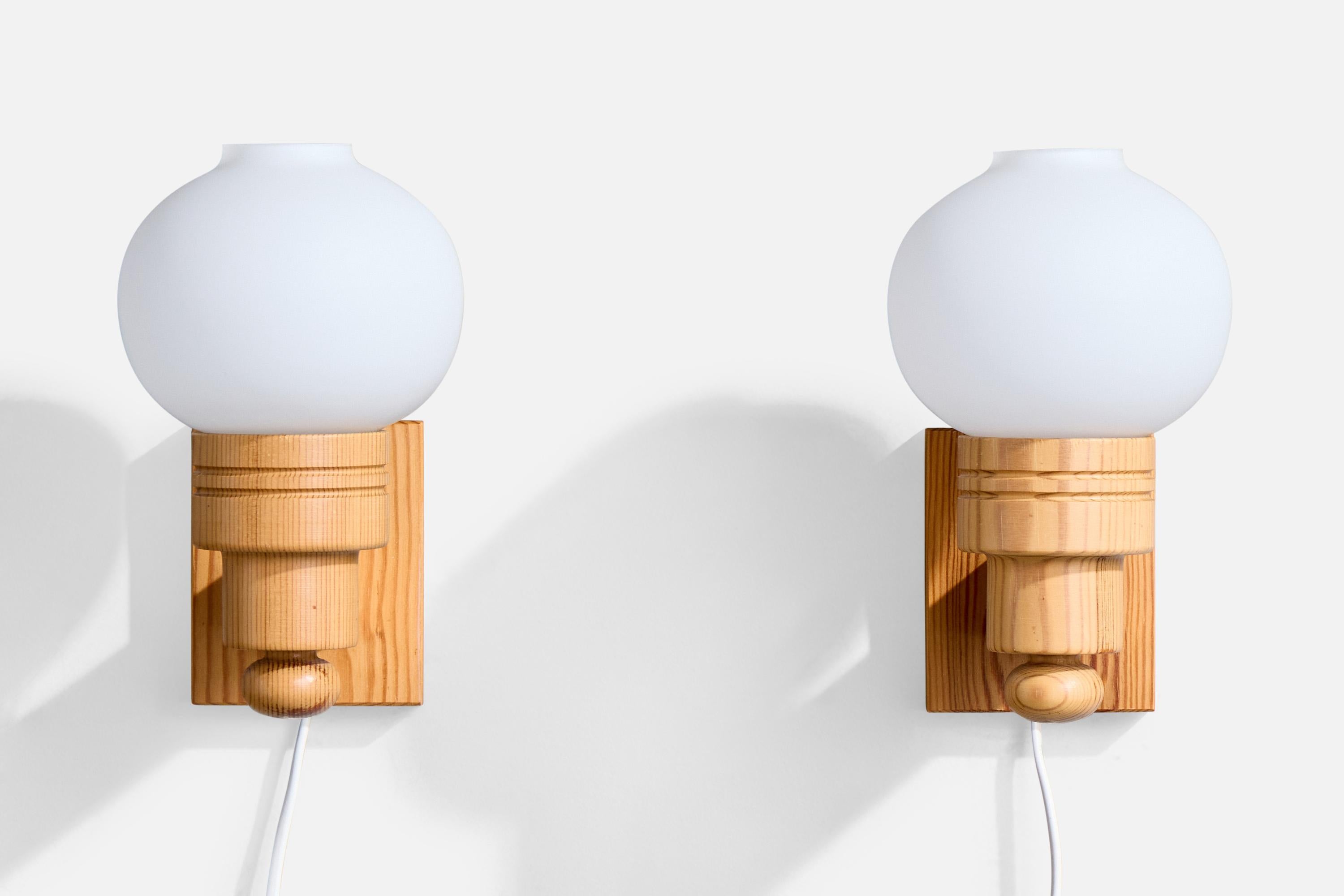 Mid-Century Modern Swedish Designer, Wall Lights, Pine, Glass, Sweden, 1970s For Sale