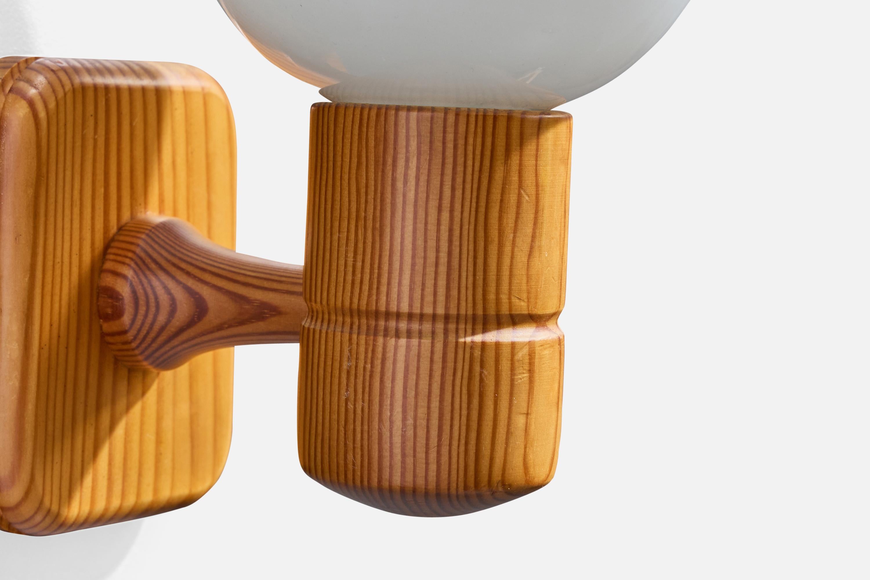 Schwedischer Designer, Wall Lights, Kiefer, Glas, Schweden, 1970er im Angebot 2