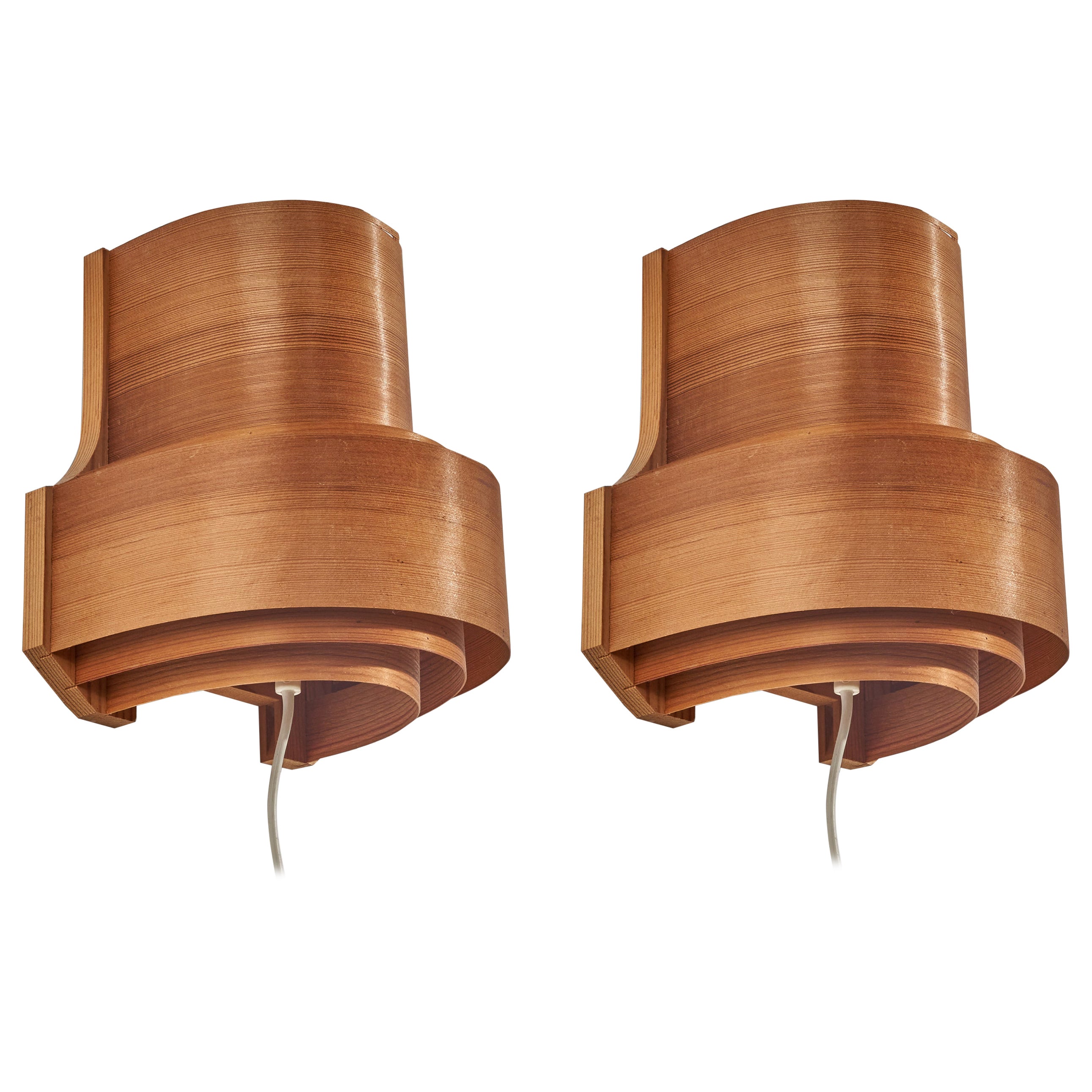 Schwedischer Designer, Wandleuchten, Kiefer, geformtes Kiefernfurnier, Schweden, um 1960
