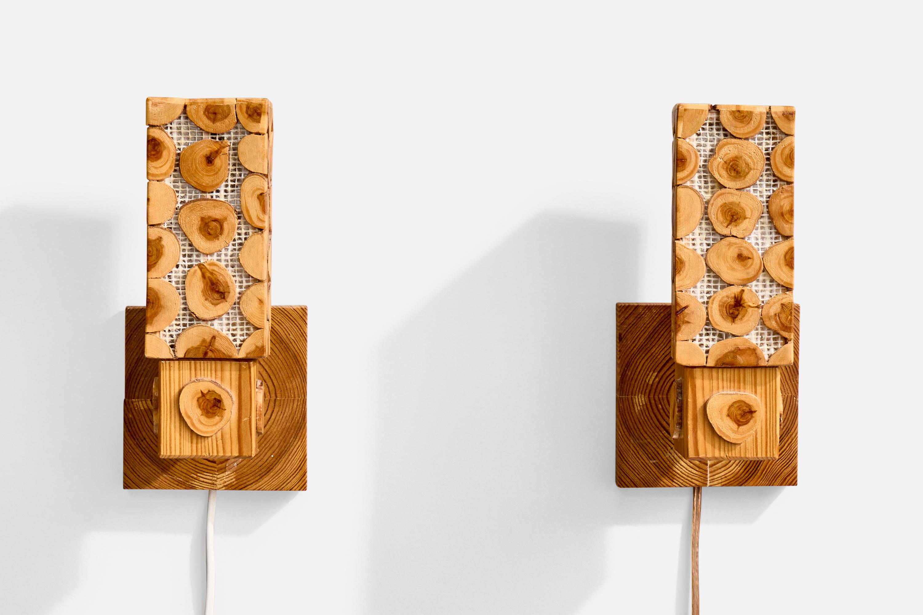 Mid-Century Modern Swedish Designer, Wall Lights, Pine, Raffia, Sweden, 1970s For Sale