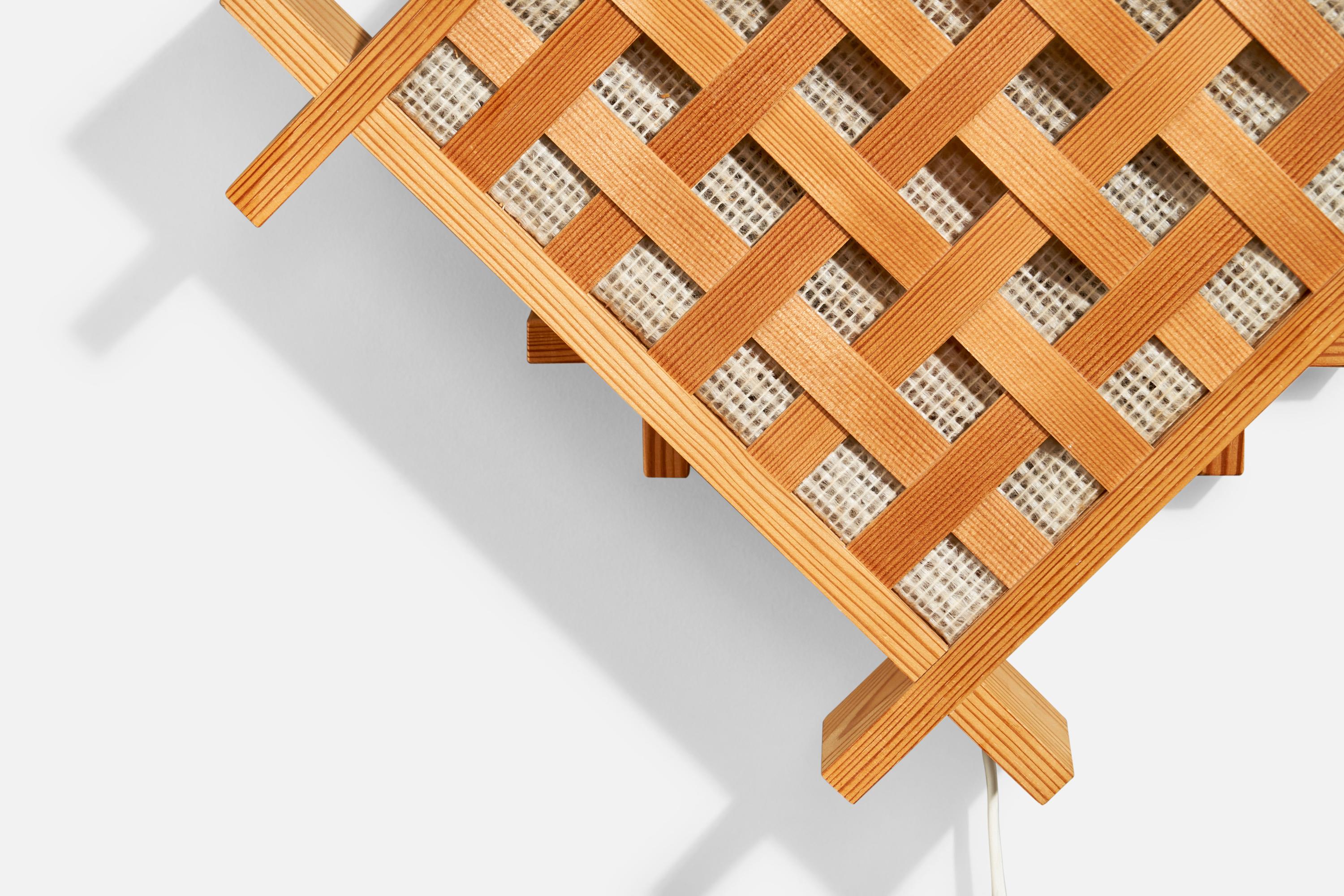 Design/One, Lights, pin, raphia, Suède, années 1970 en vente 4