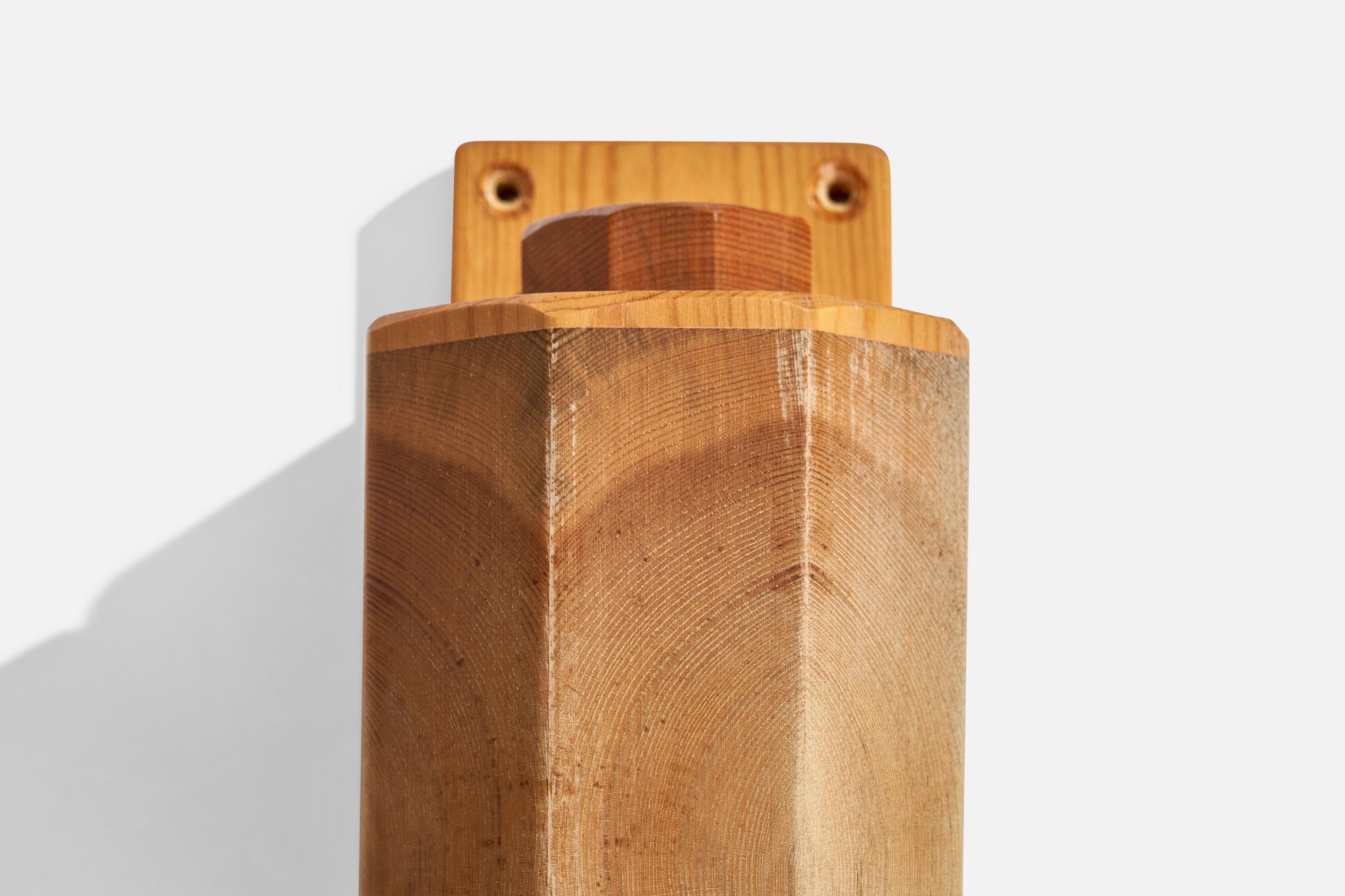 Designer suédois, lampes murales, pin, Suède, années 1970 en vente 4