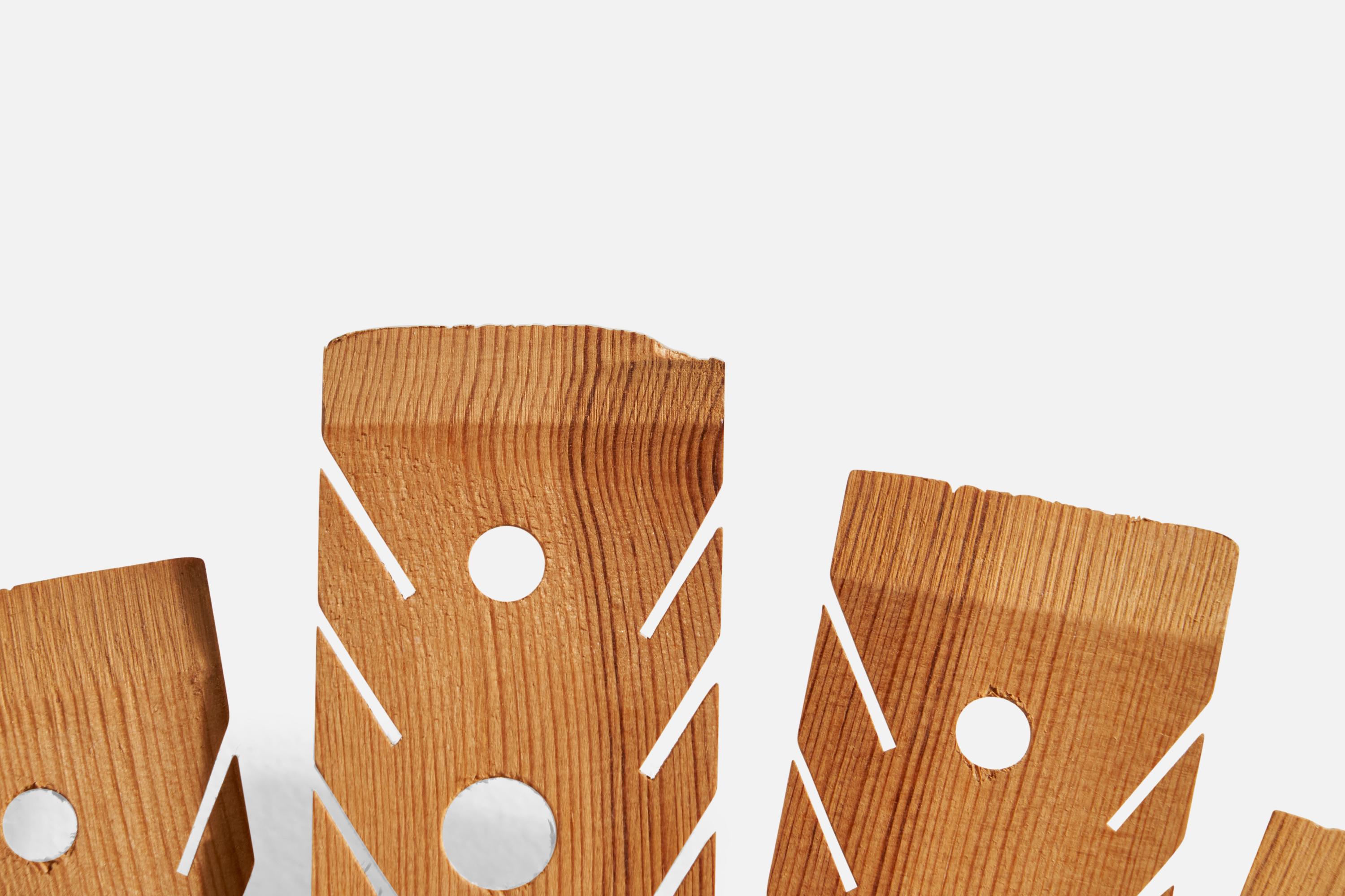 Designer suédois, lampes murales, pin, Suède, années 1970 en vente 6