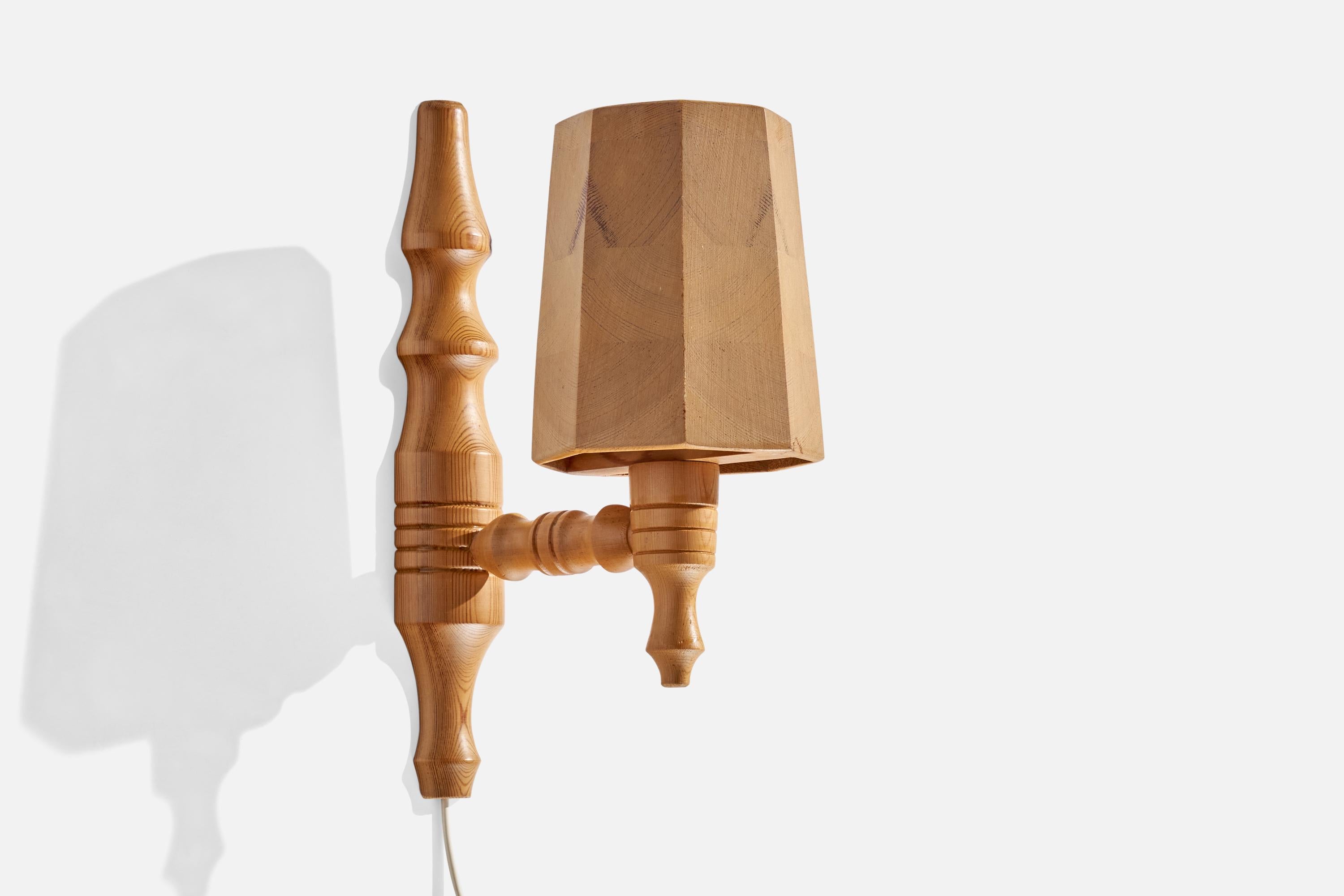 Late 20th Century Swedish Designer, Wall Lights, Pine, Sweden, 1970s For Sale