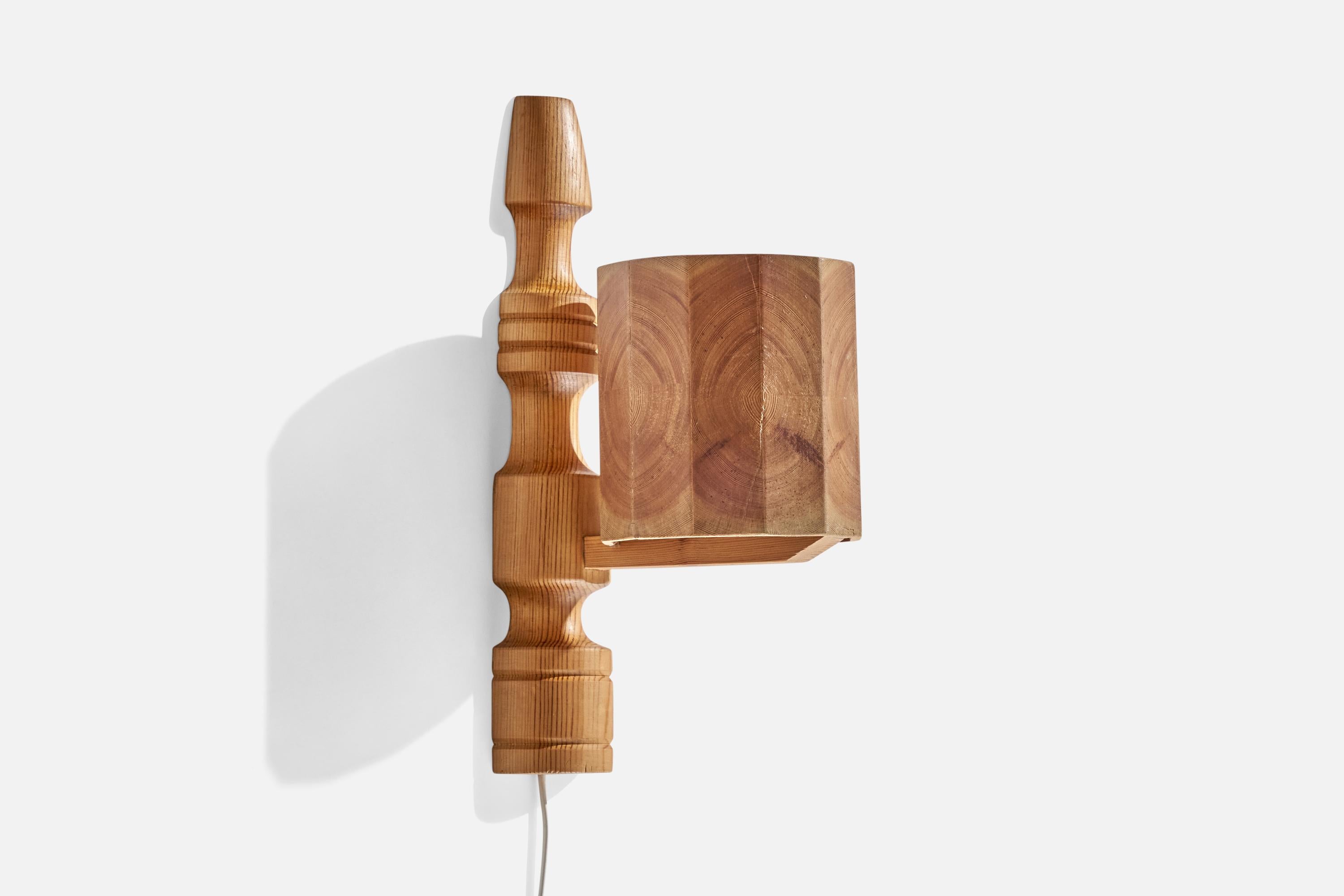 Late 20th Century Swedish Designer, Wall Lights, Pine, Sweden, 1970s For Sale