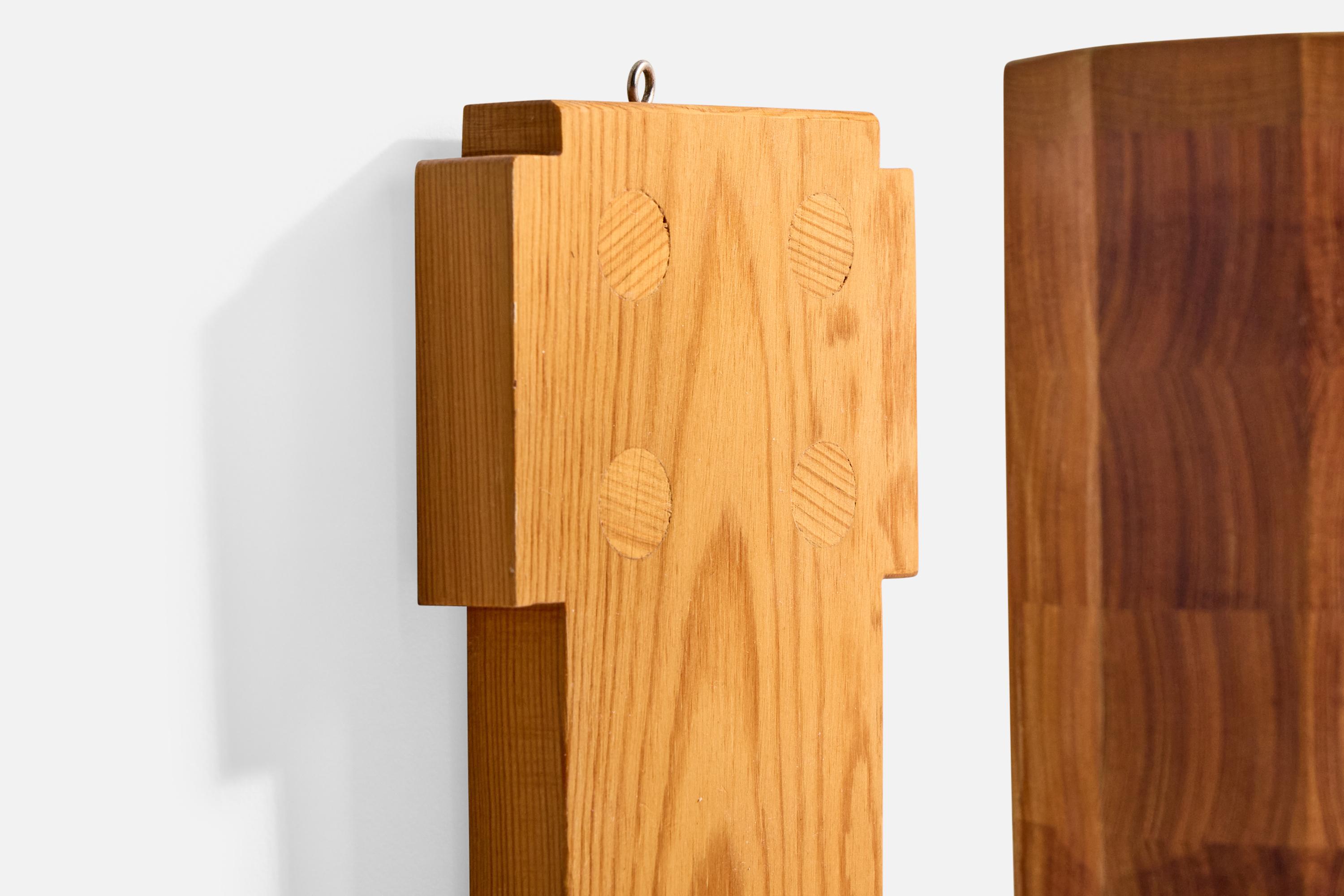 Fin du 20e siècle Designer suédois, lampes murales, pin, Suède, années 1970 en vente