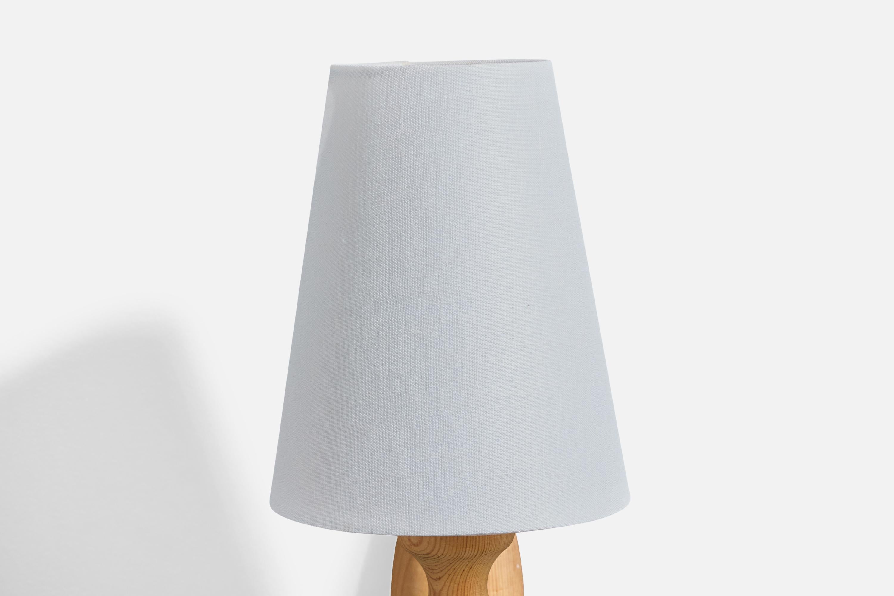 Fin du 20e siècle Designer suédois, lampes murales, pin, Suède, années 1970 en vente