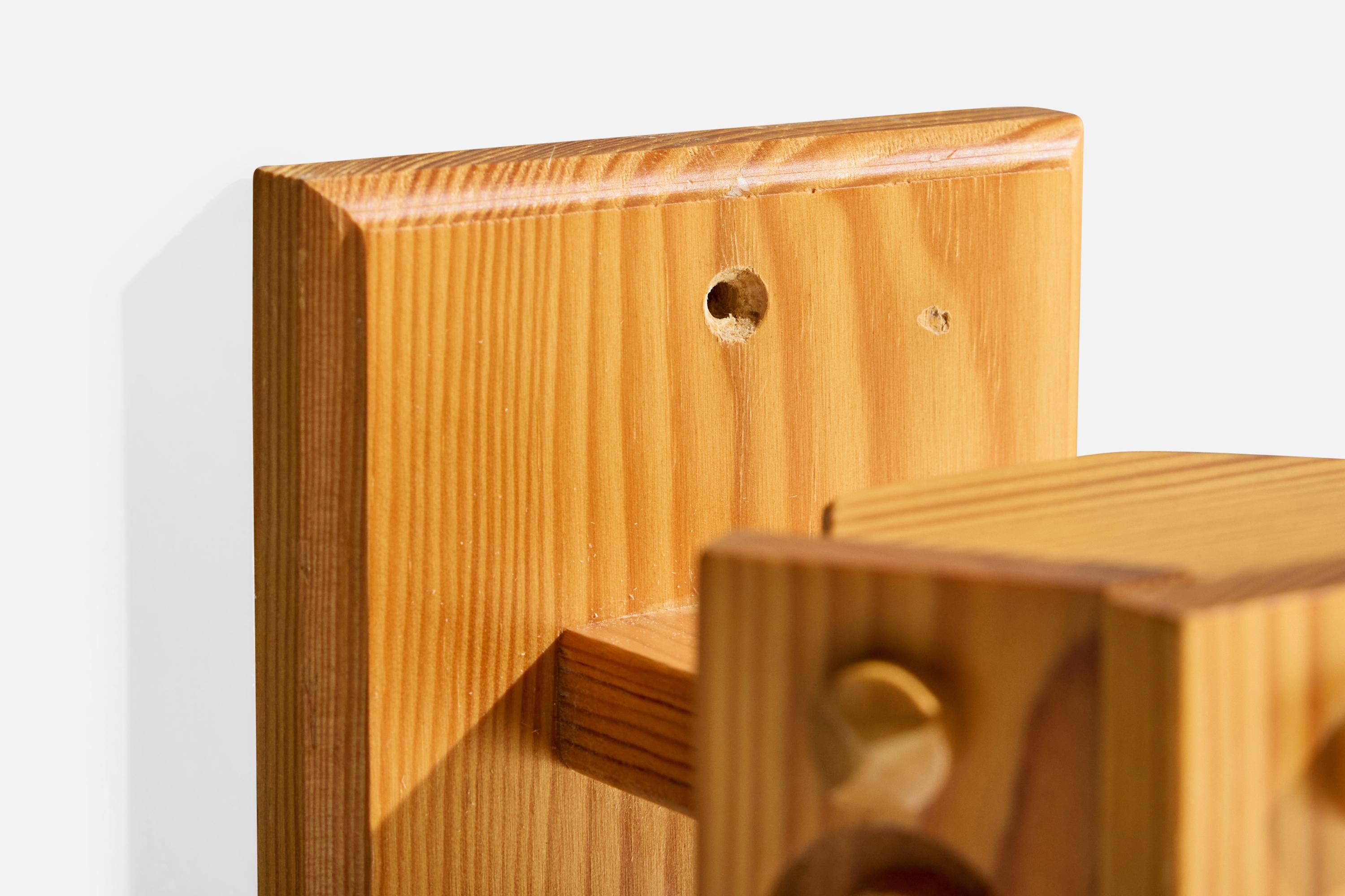 Diseñador sueco, apliques de pared, pino, Suecia, años 70 Pino en venta