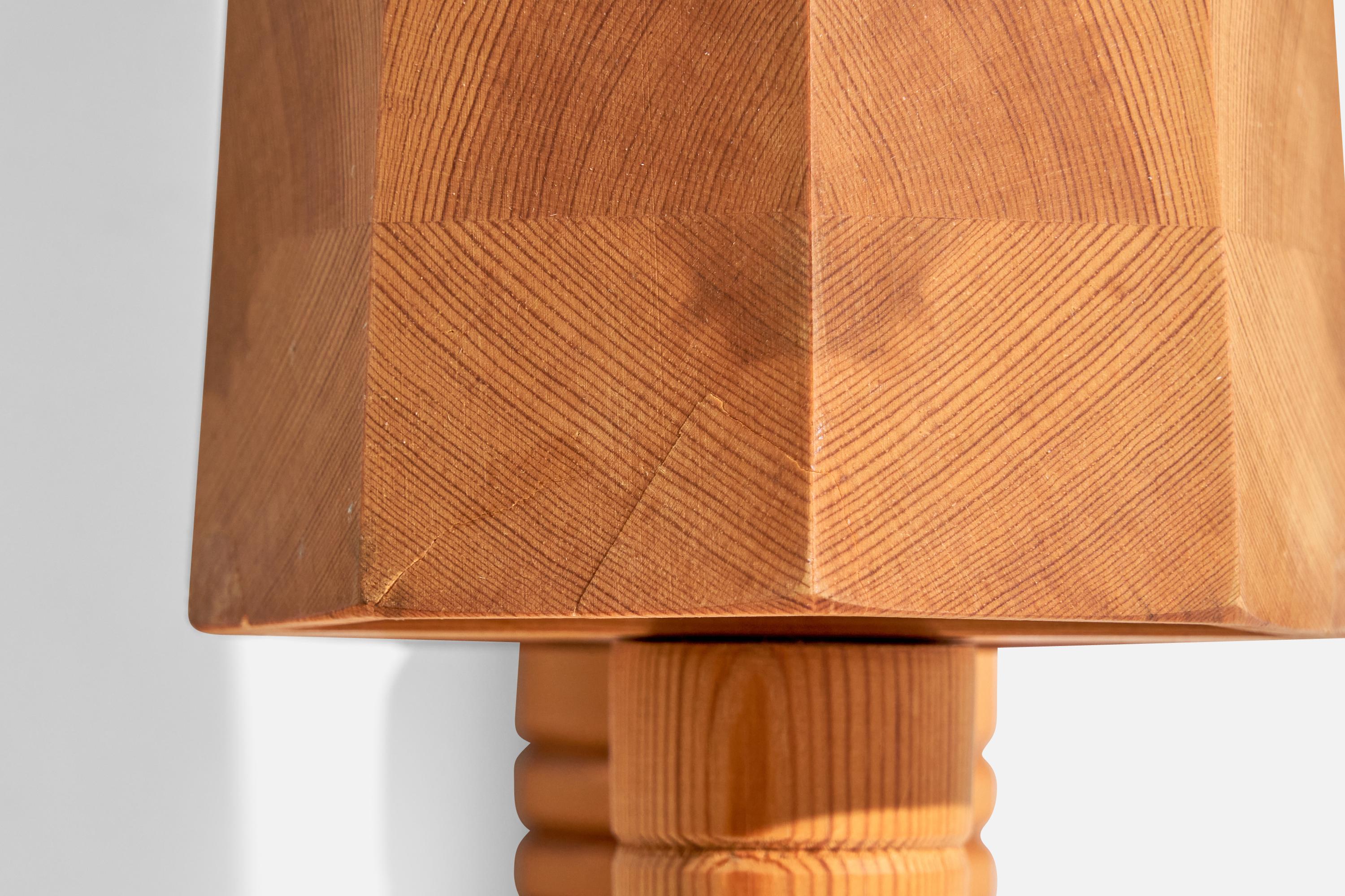 Designer suédois, lampes murales, pin, Suède, années 1970 en vente 2