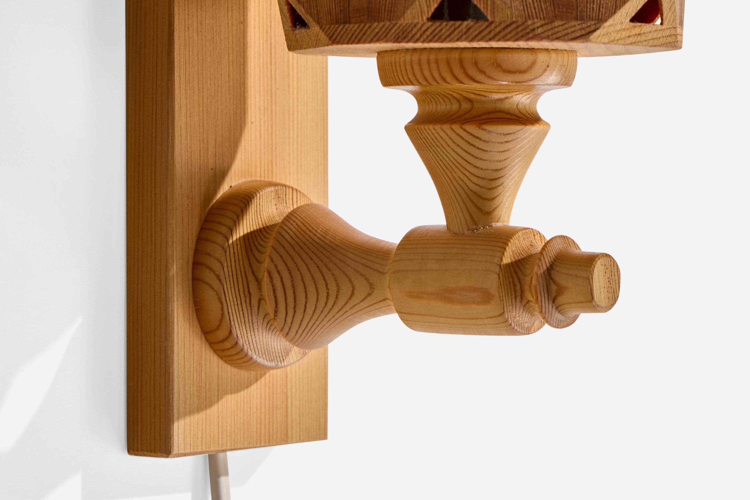 Swedish Designer, Wall Lights, Pine, Sweden, 1970s en vente 2