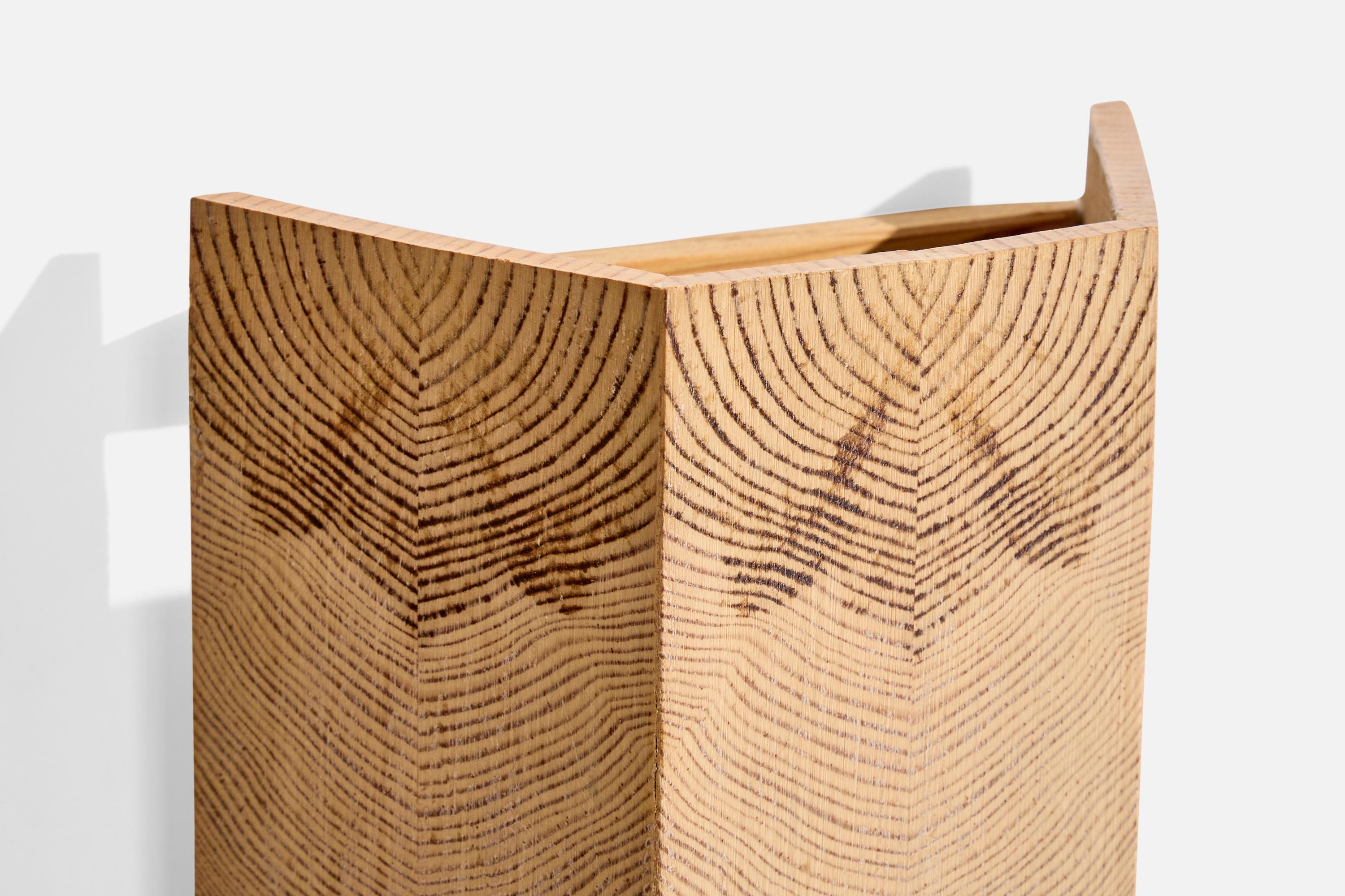 Swedish Designer, Wall Lights, Pine, Sweden, 1970s For Sale 2