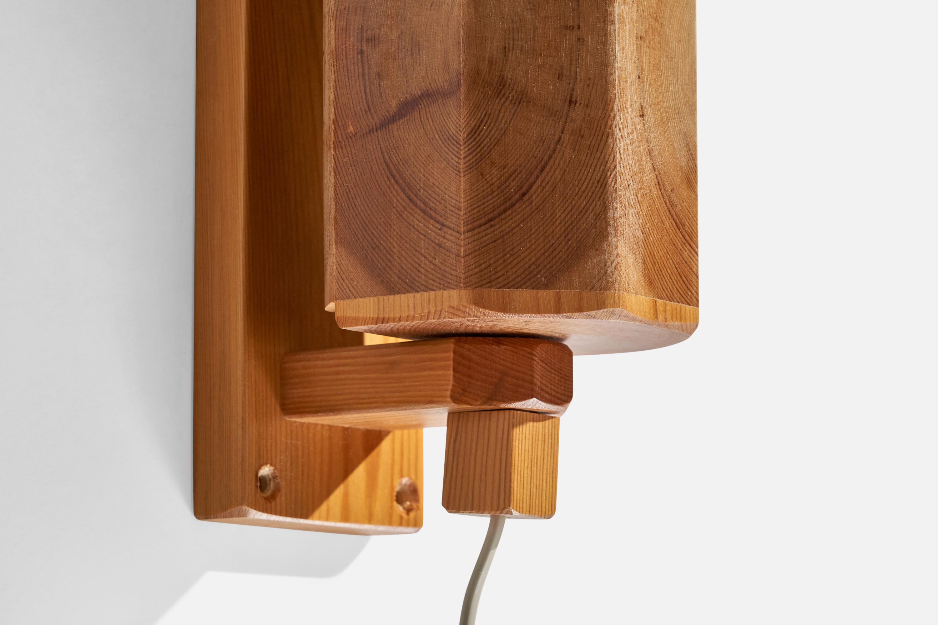 Designer suédois, lampes murales, pin, Suède, années 1970 en vente 3
