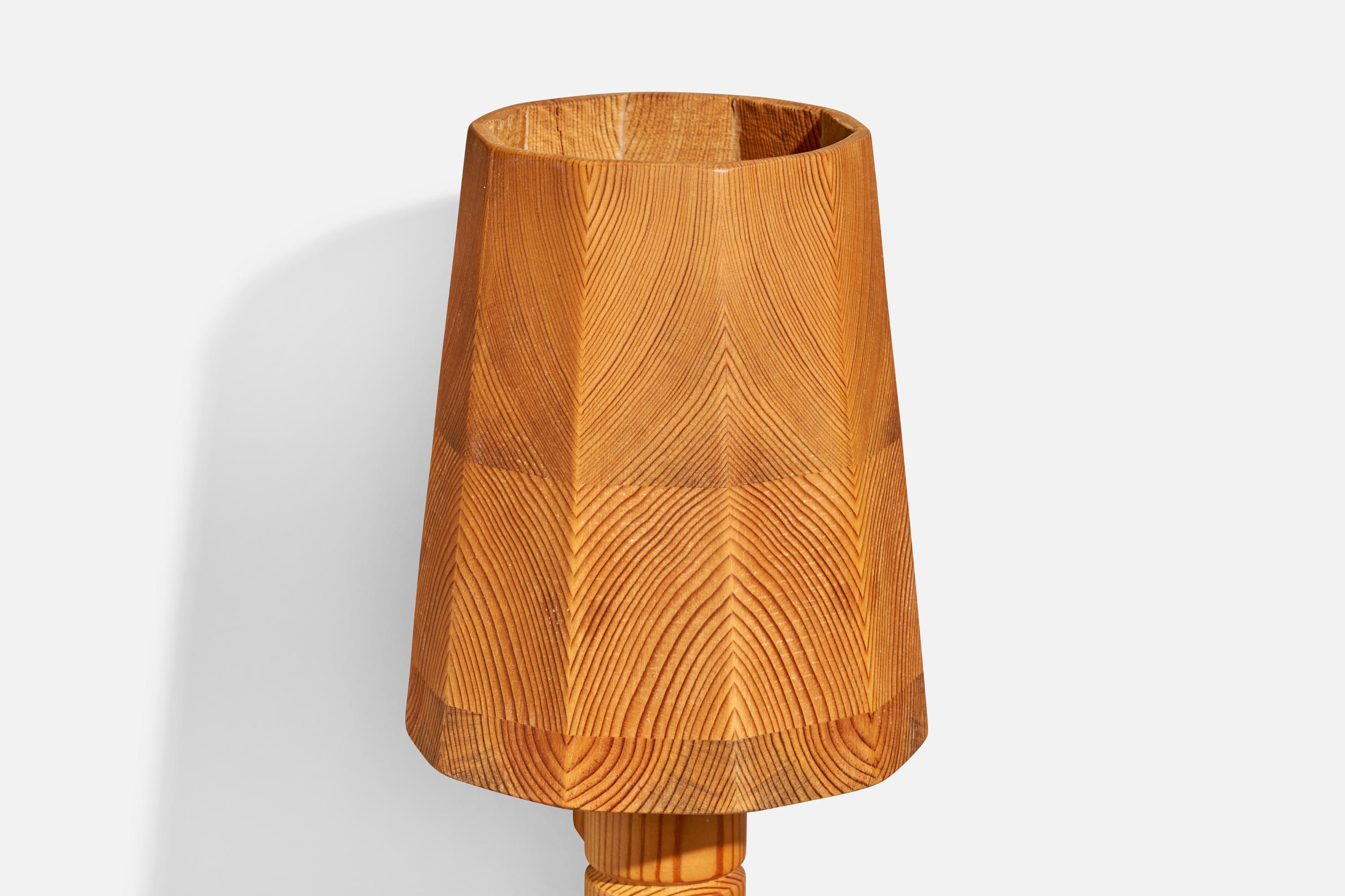 Swedish Designer, Wall Lights, Pine, Sweden, 1970s For Sale 5