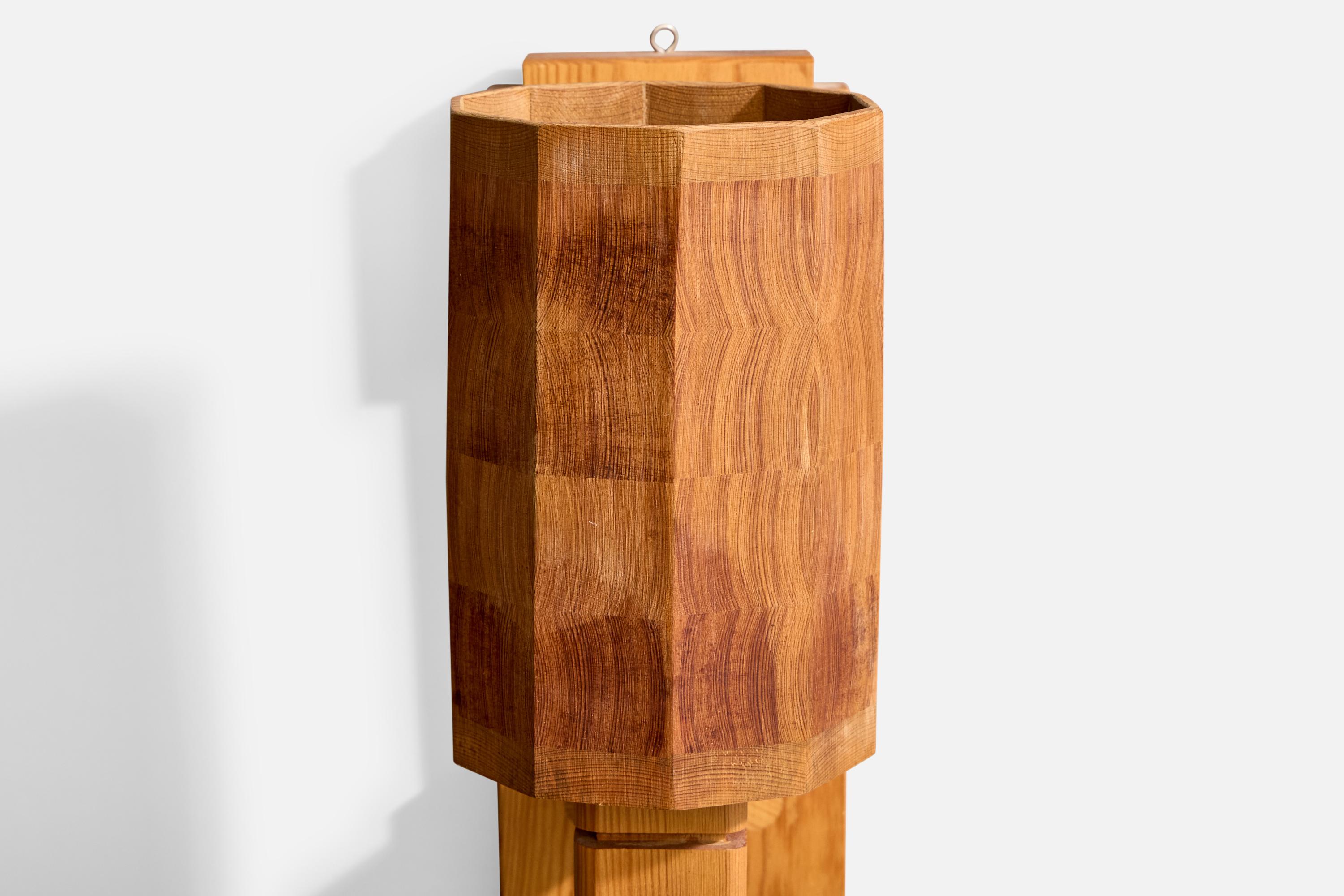 Designer suédois, lampes murales, pin, Suède, années 1970 en vente 2