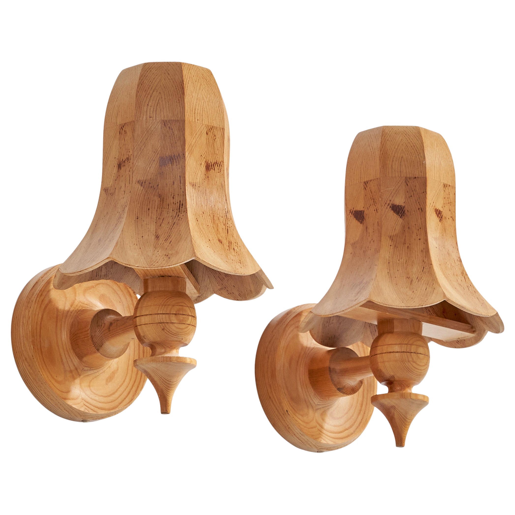 Swedish Designer, Wall Lights, Pine, Sweden, 1970s en venta