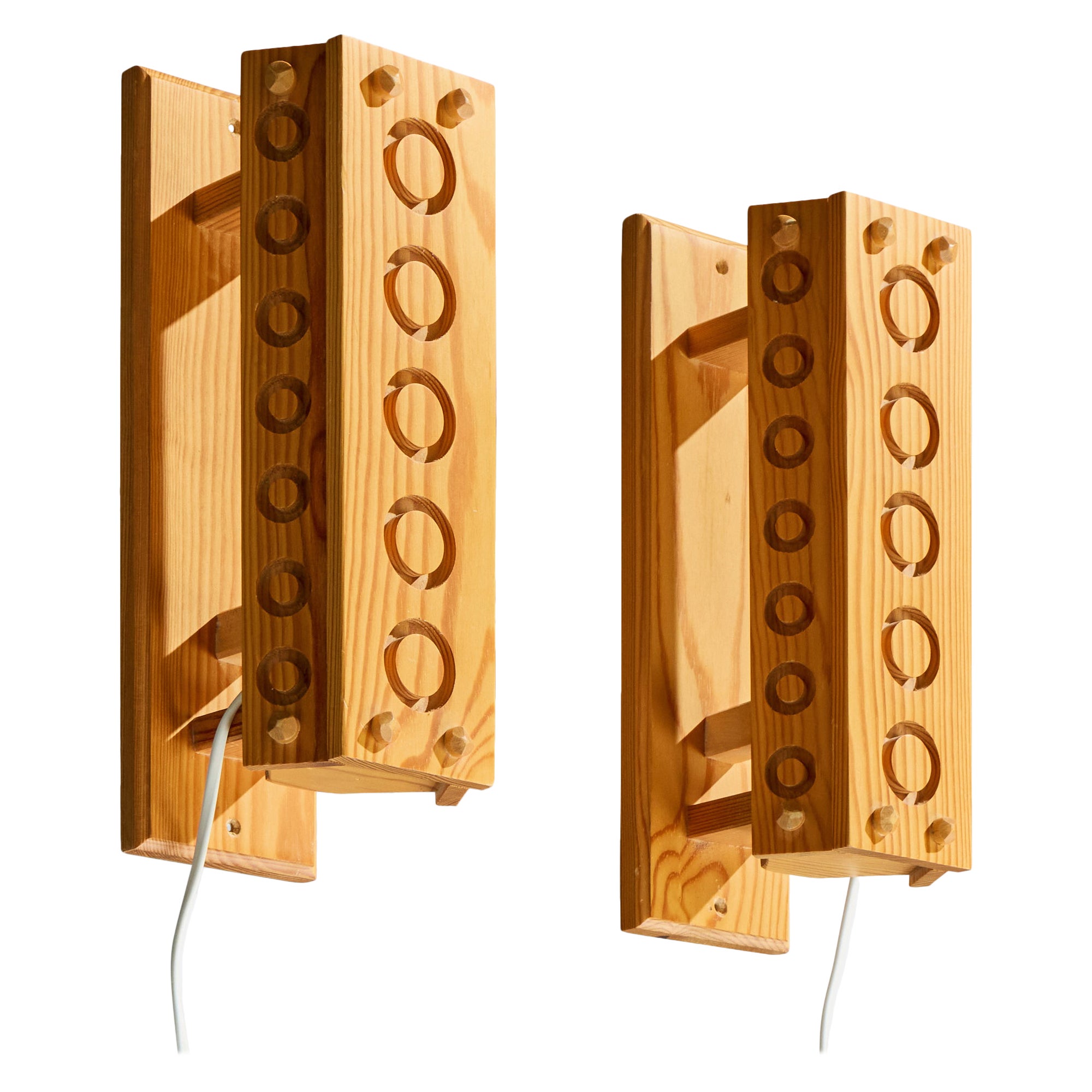 Diseñador sueco, apliques de pared, pino, Suecia, años 70
