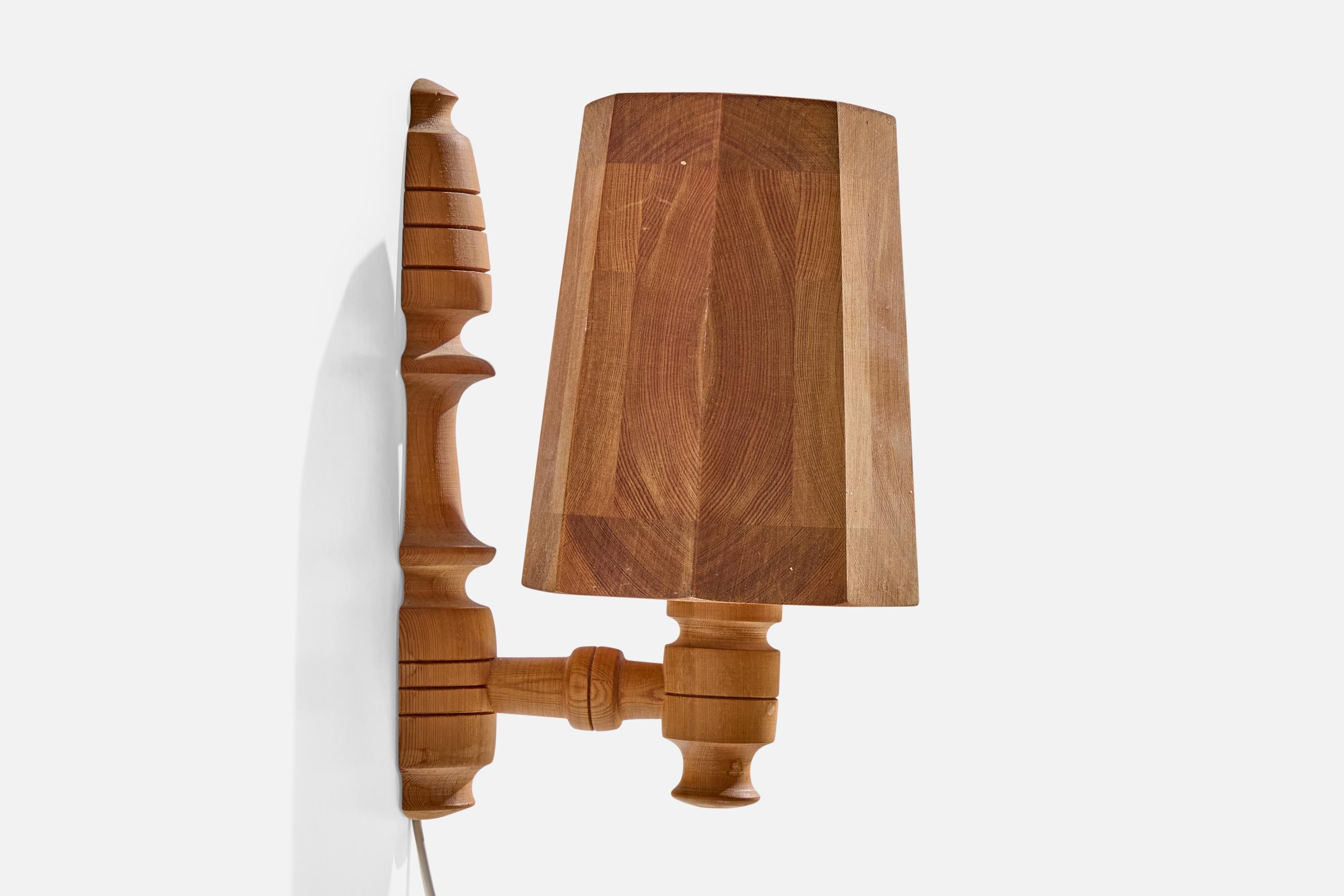 Swedish Designer, Wall Lights, Pine, Sweden, 1980s For Sale 1