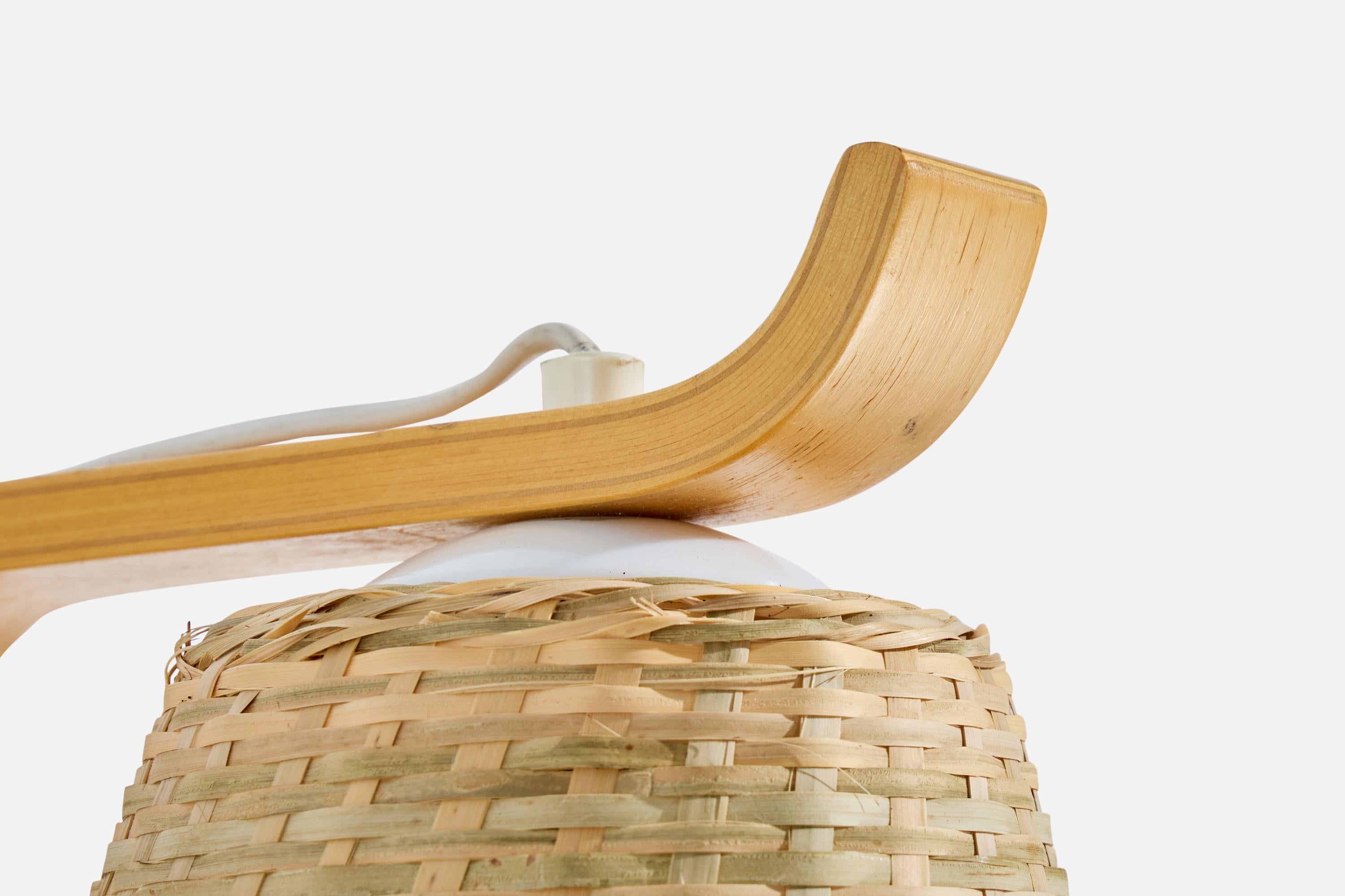 Rattan Designer svedese, lampade da parete, legno, rattan, Svezia, anni '70 in vendita