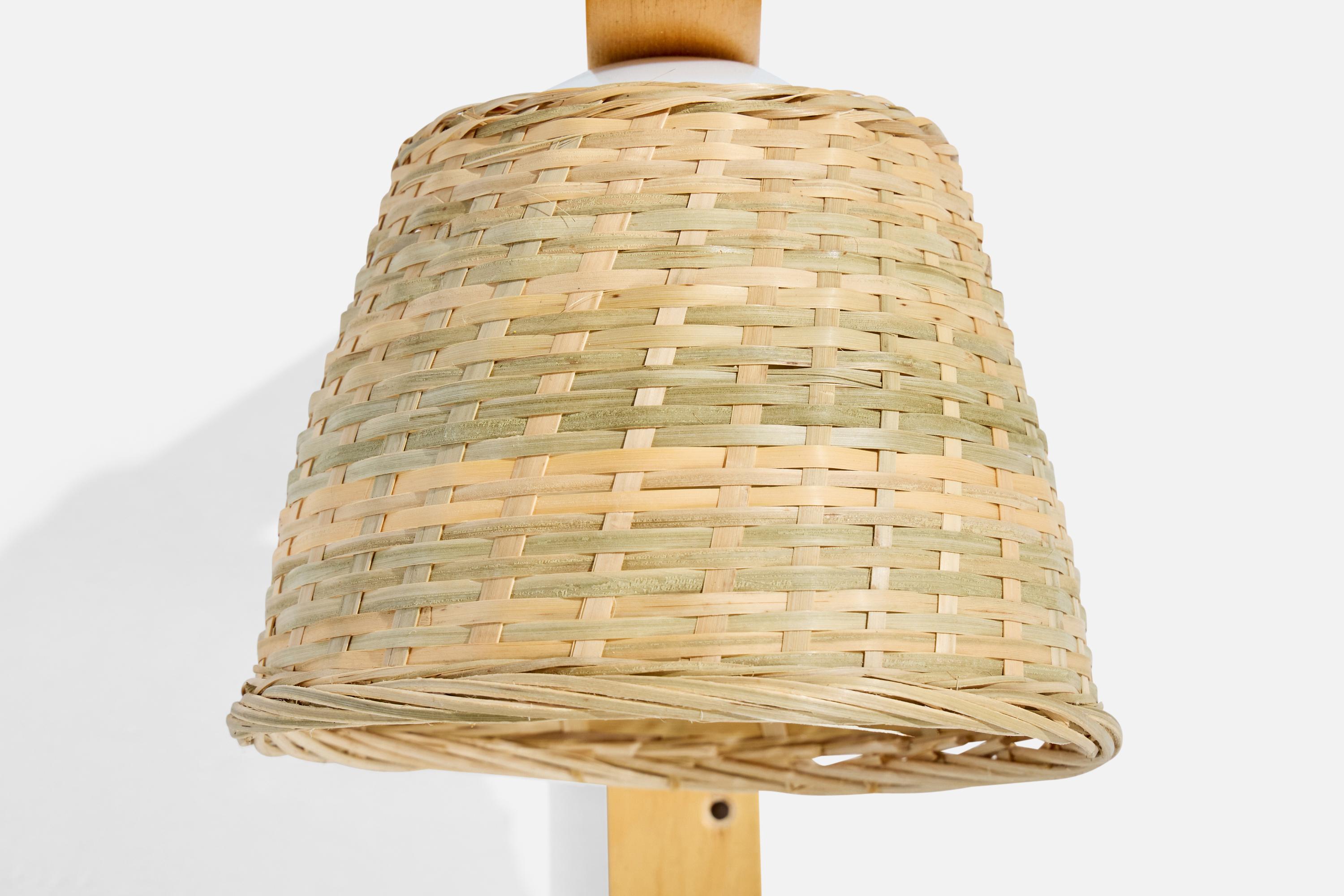 Designer svedese, lampade da parete, legno, rattan, Svezia, anni '70 in vendita 2
