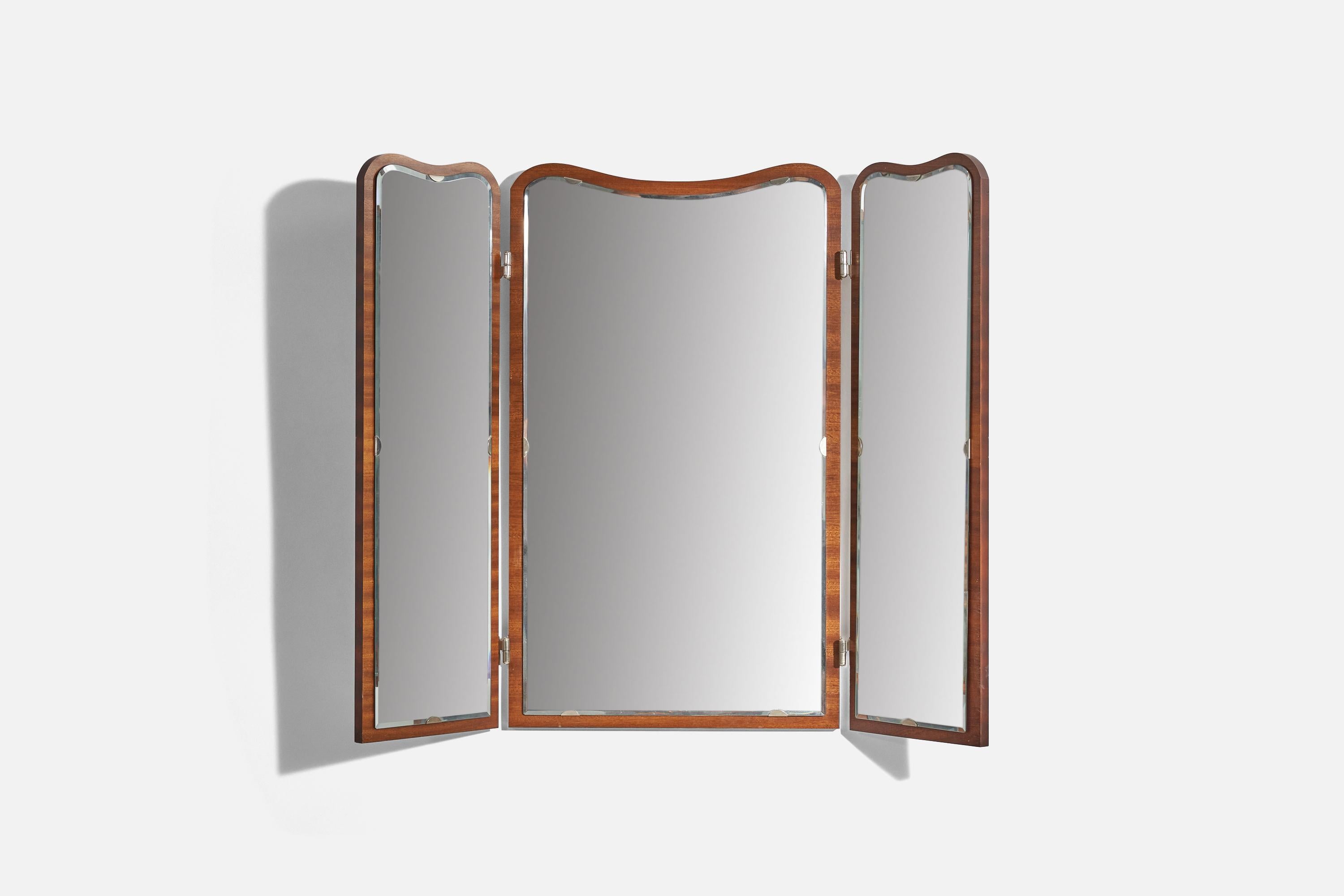 A lacquered burlwood wall mirror designed and produced in Sweden, 1930s. Features it's original mirror glass and a lacquered burlwood frame.