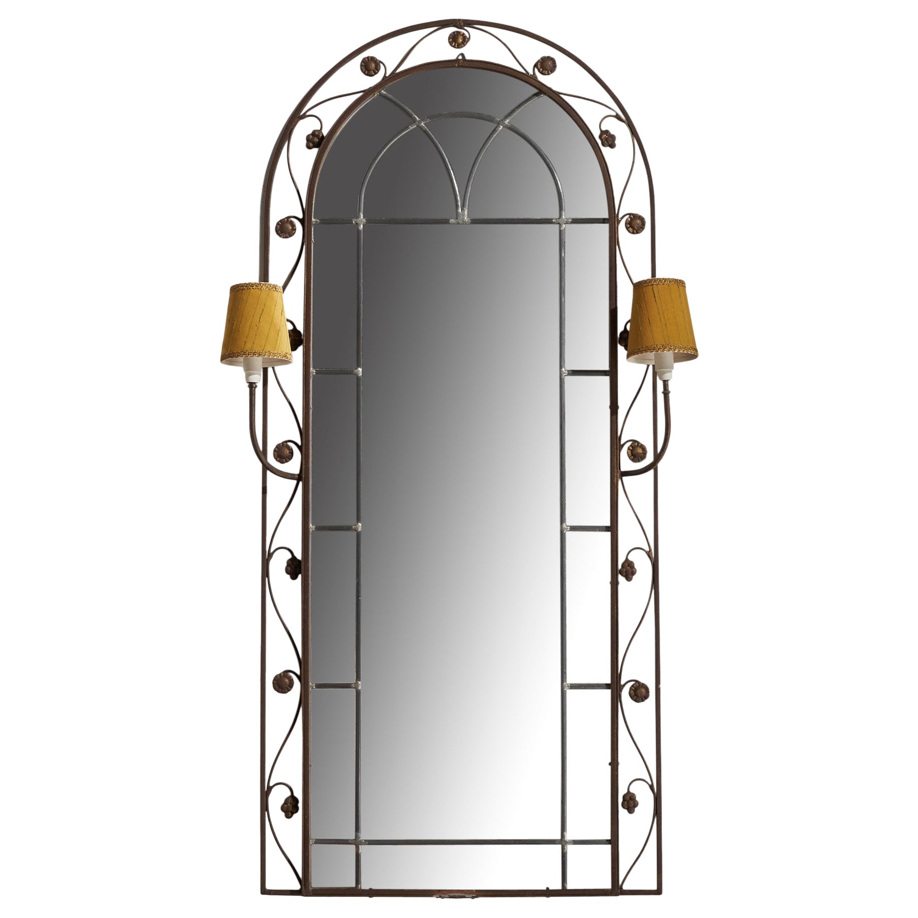 Specchio da parete di design svedese, metallo, tessuto, Svezia, anni '50