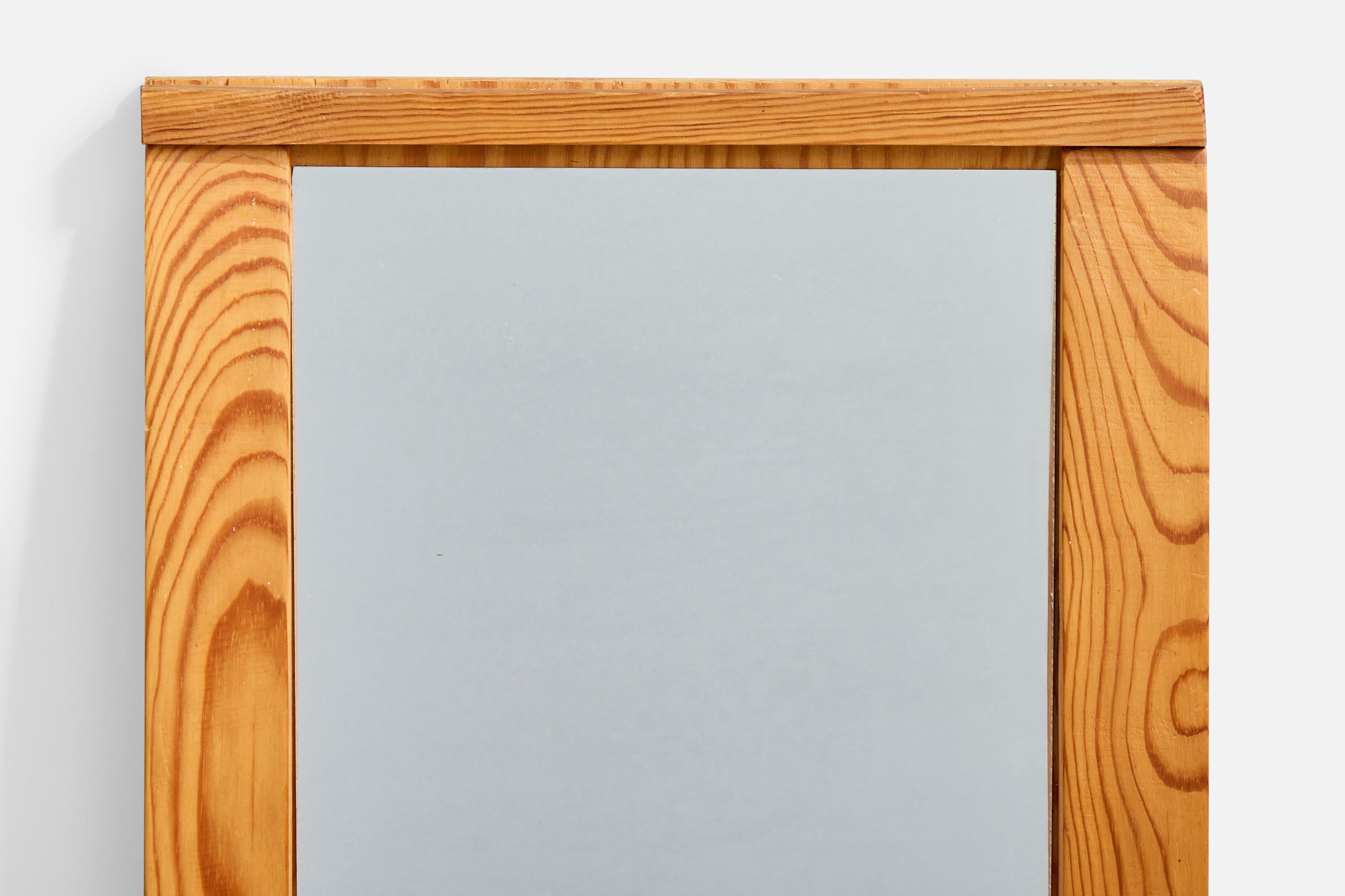 Suédois Designer suédois, miroir mural, pin, Suède, 1970 en vente