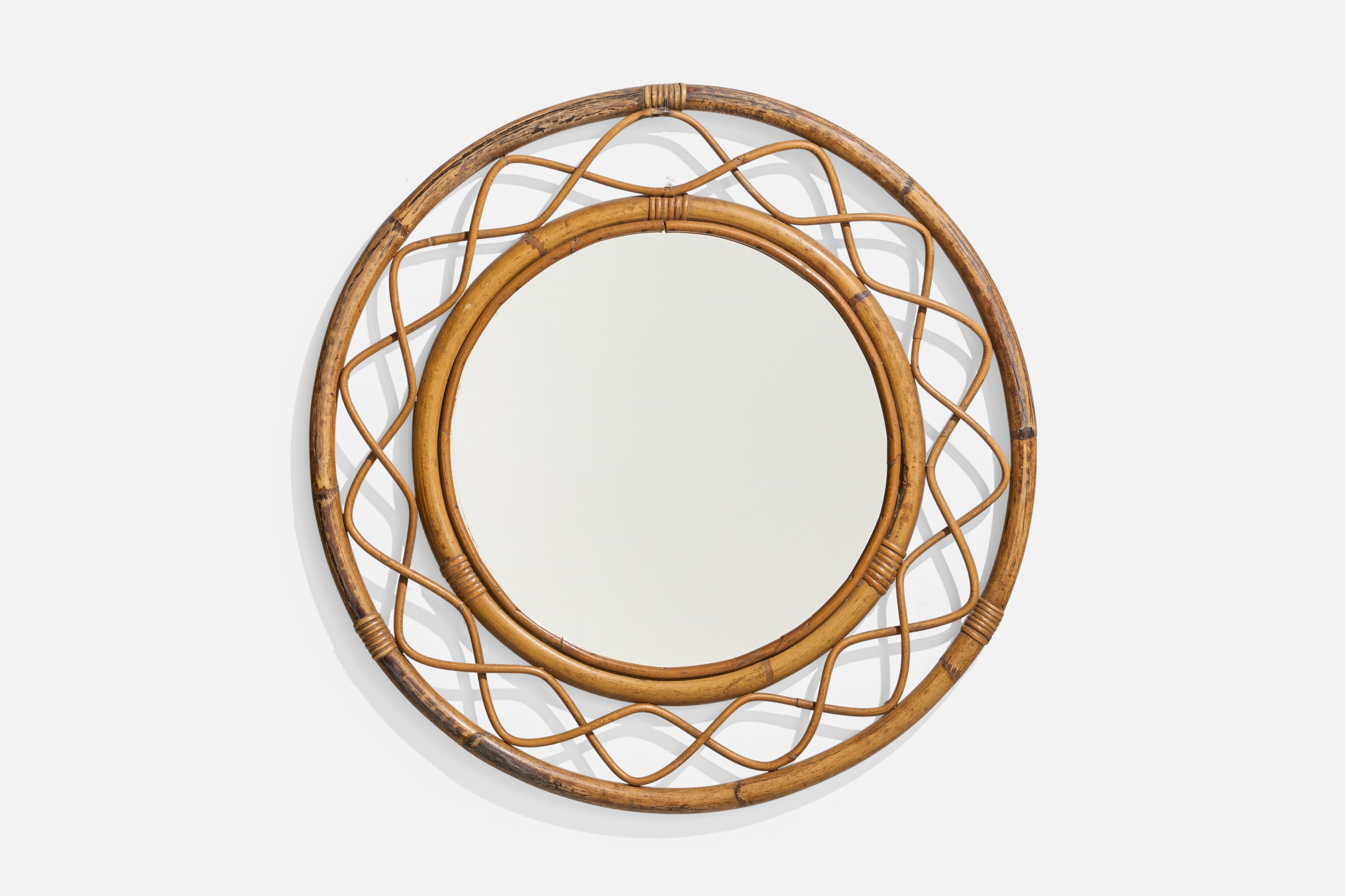 Specchio da parete di design svedese, rattan, bambù, Svezia, anni '1960