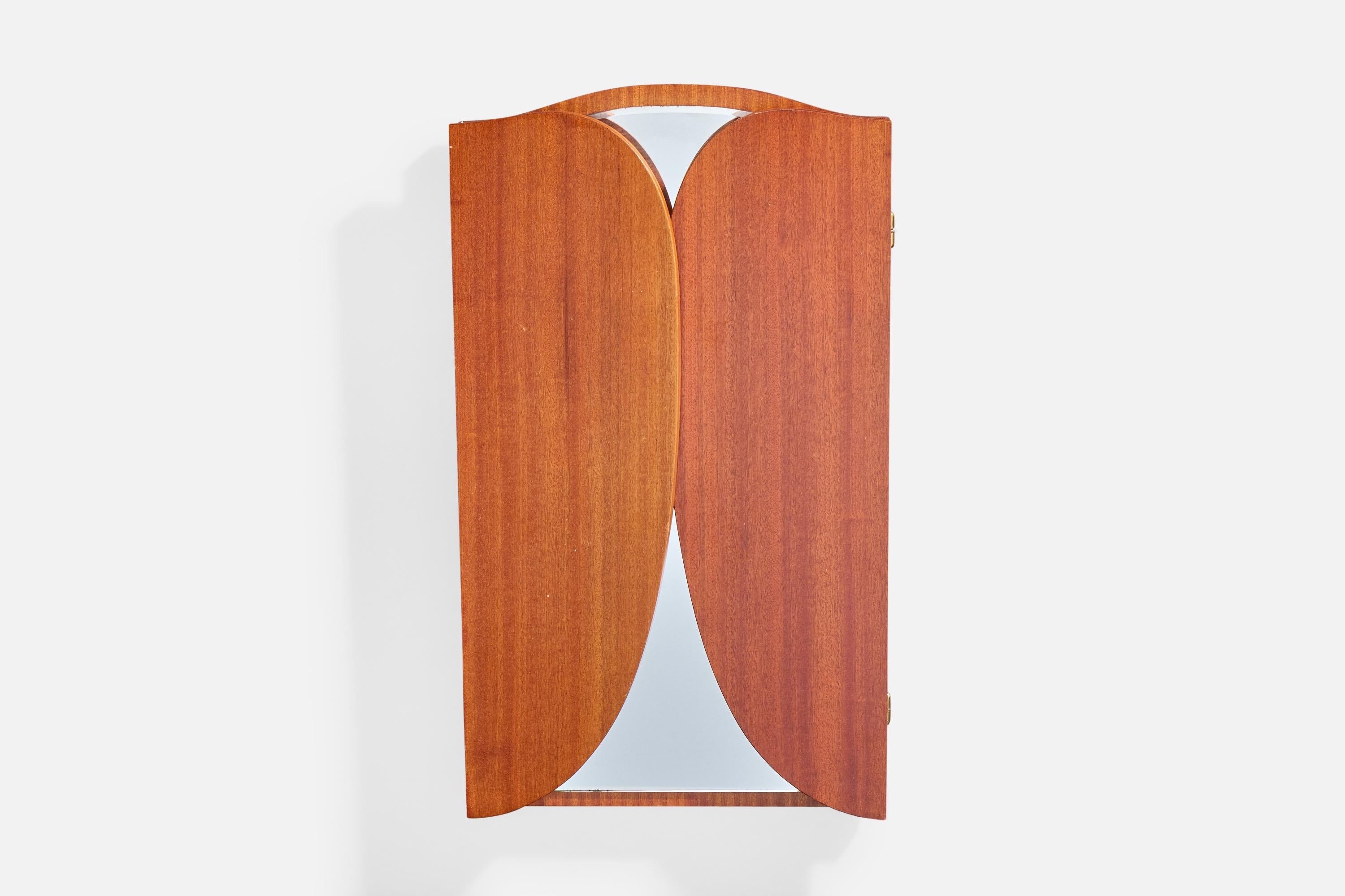 Miroir mural de designer suédois, teck, métal, Suède, années 1950 Bon état - En vente à High Point, NC