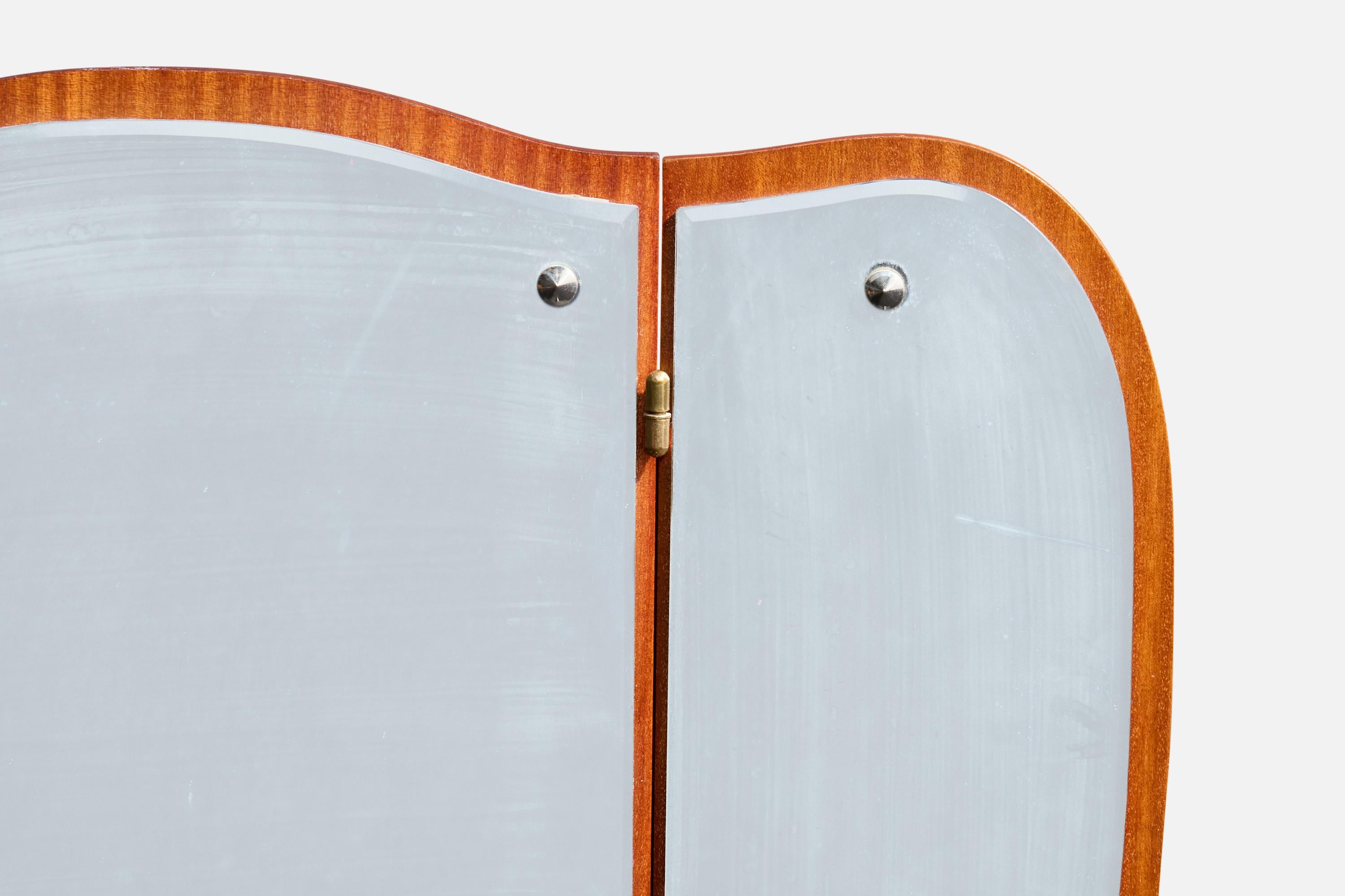 Métal Miroir mural de designer suédois, teck, métal, Suède, années 1950 en vente