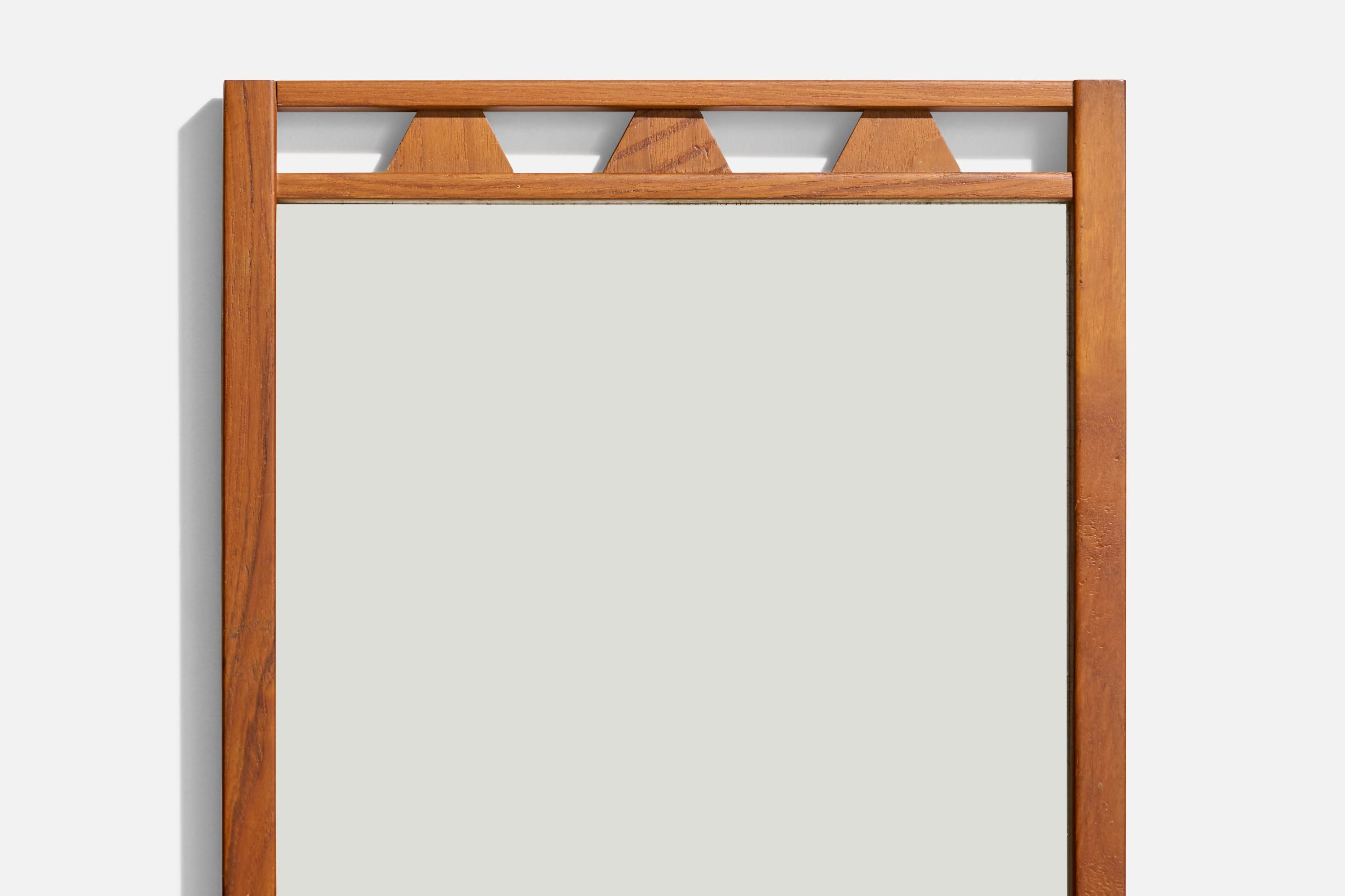 Diseñador sueco, Espejo de pared, Teca, Suecia, años 50 en Bueno estado para la venta en High Point, NC