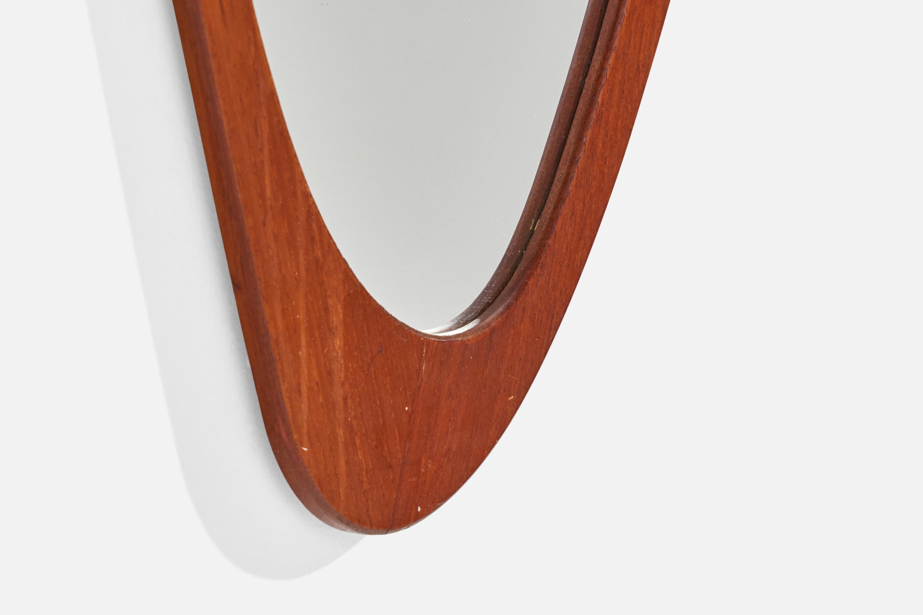 Teck Designer suédois, miroir mural, teck, Suède, années 1960 en vente