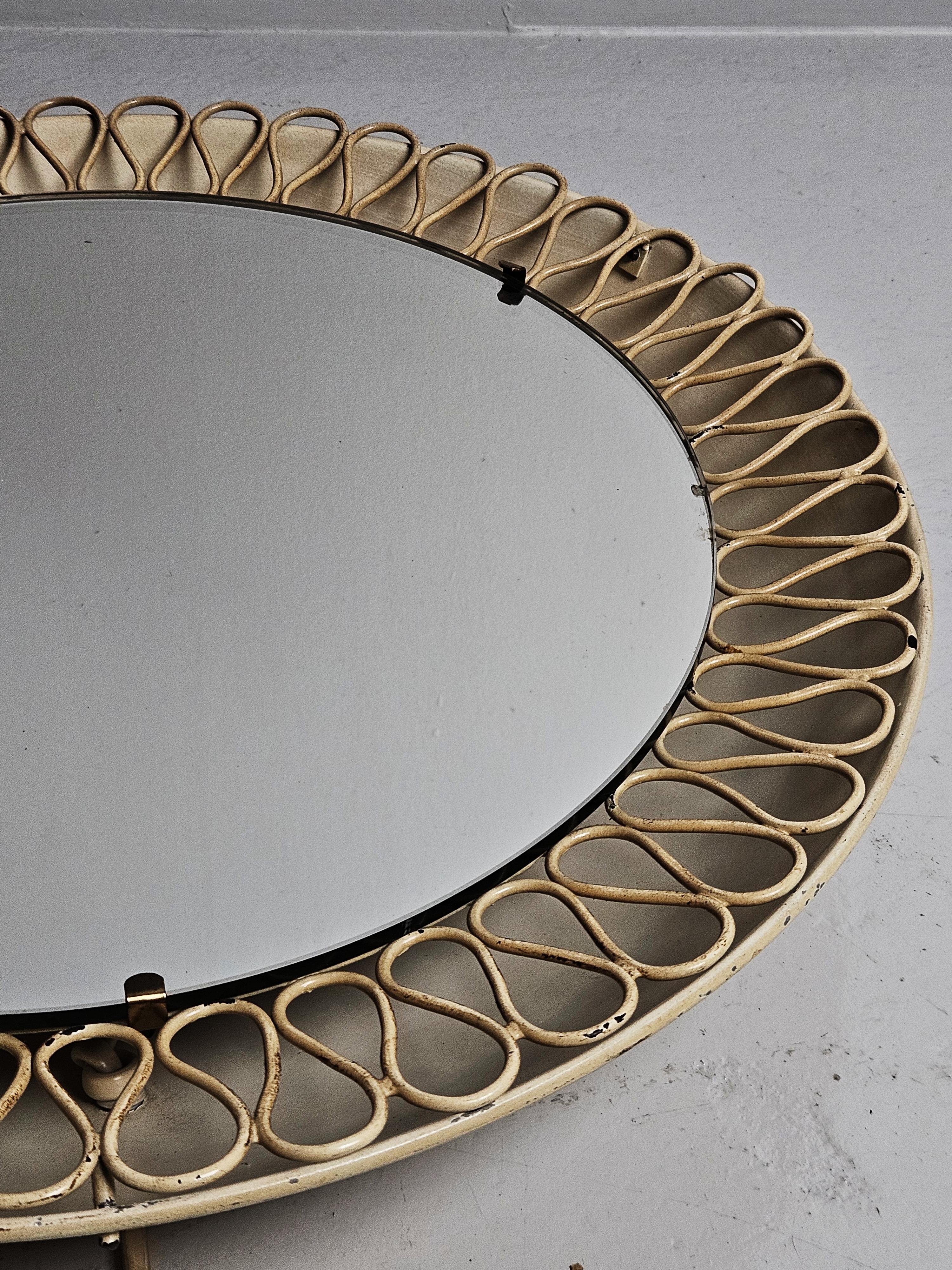Swedish designer wall mirror with lighting, 1950s en vente 4