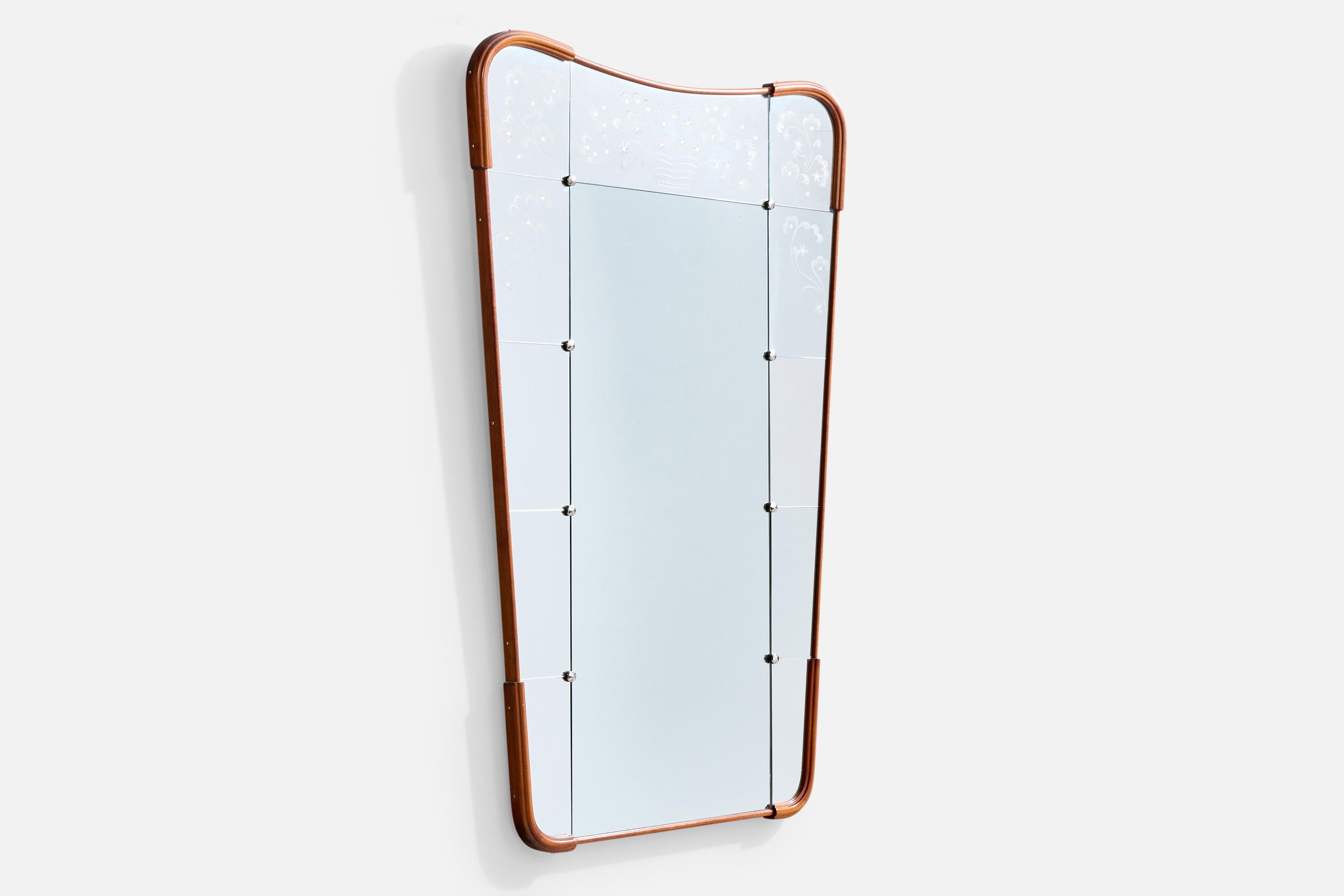 Scandinavo moderno Designer svedese, specchio da parete, legno, metallo, Svezia, anni '1940 in vendita