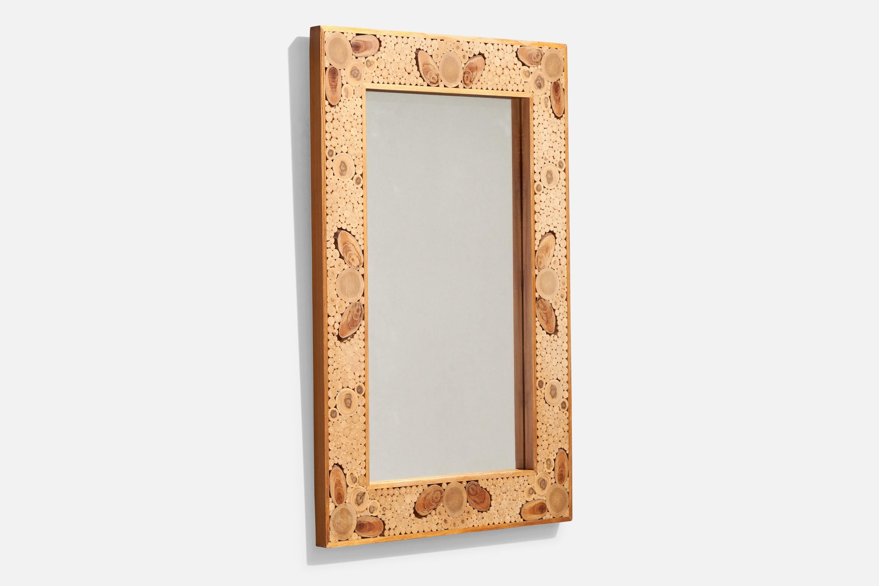 Suédois Designer suédois, miroir mural, bois, Suède, 1975 en vente