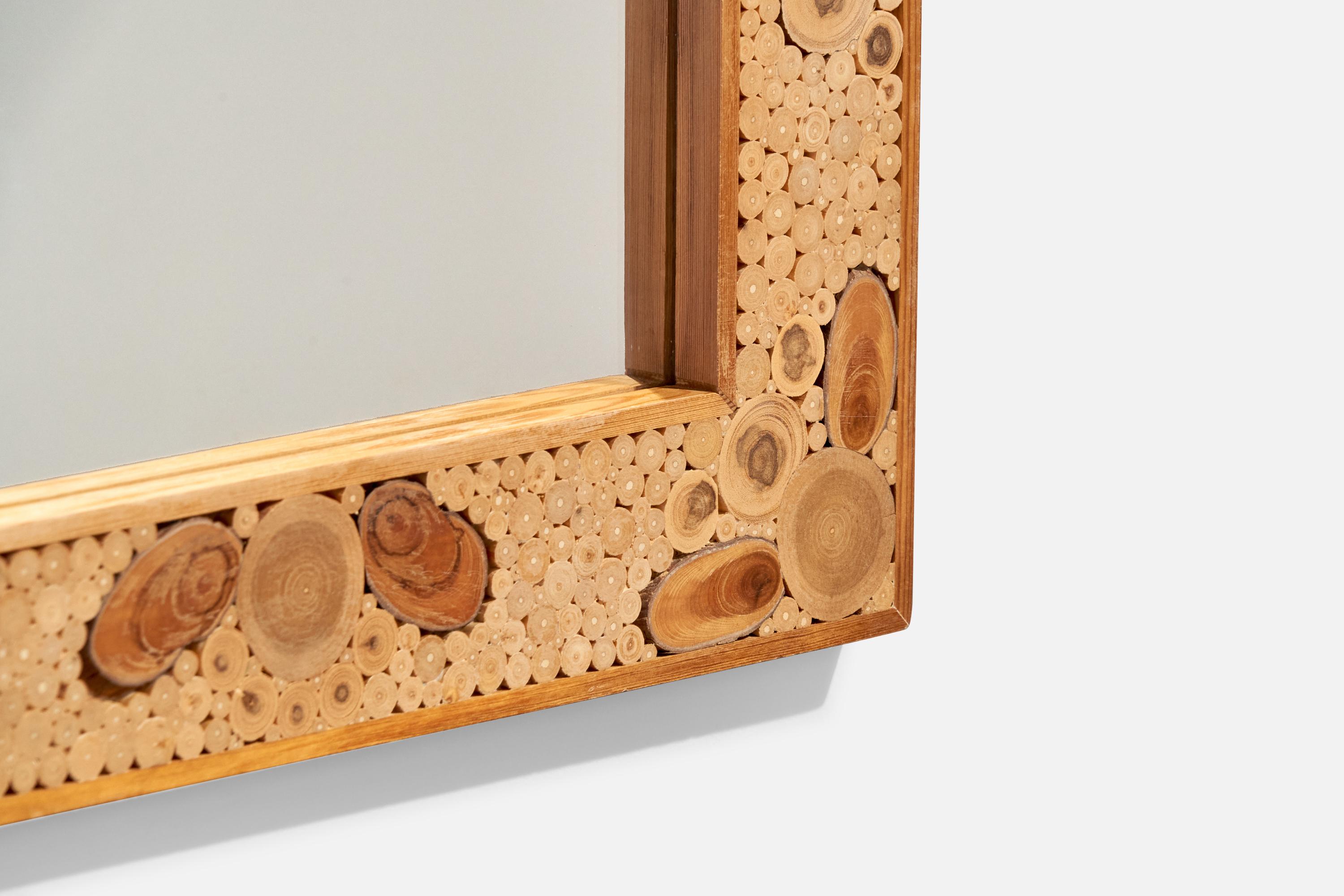 Designer suédois, miroir mural, bois, Suède, 1975 en vente 1