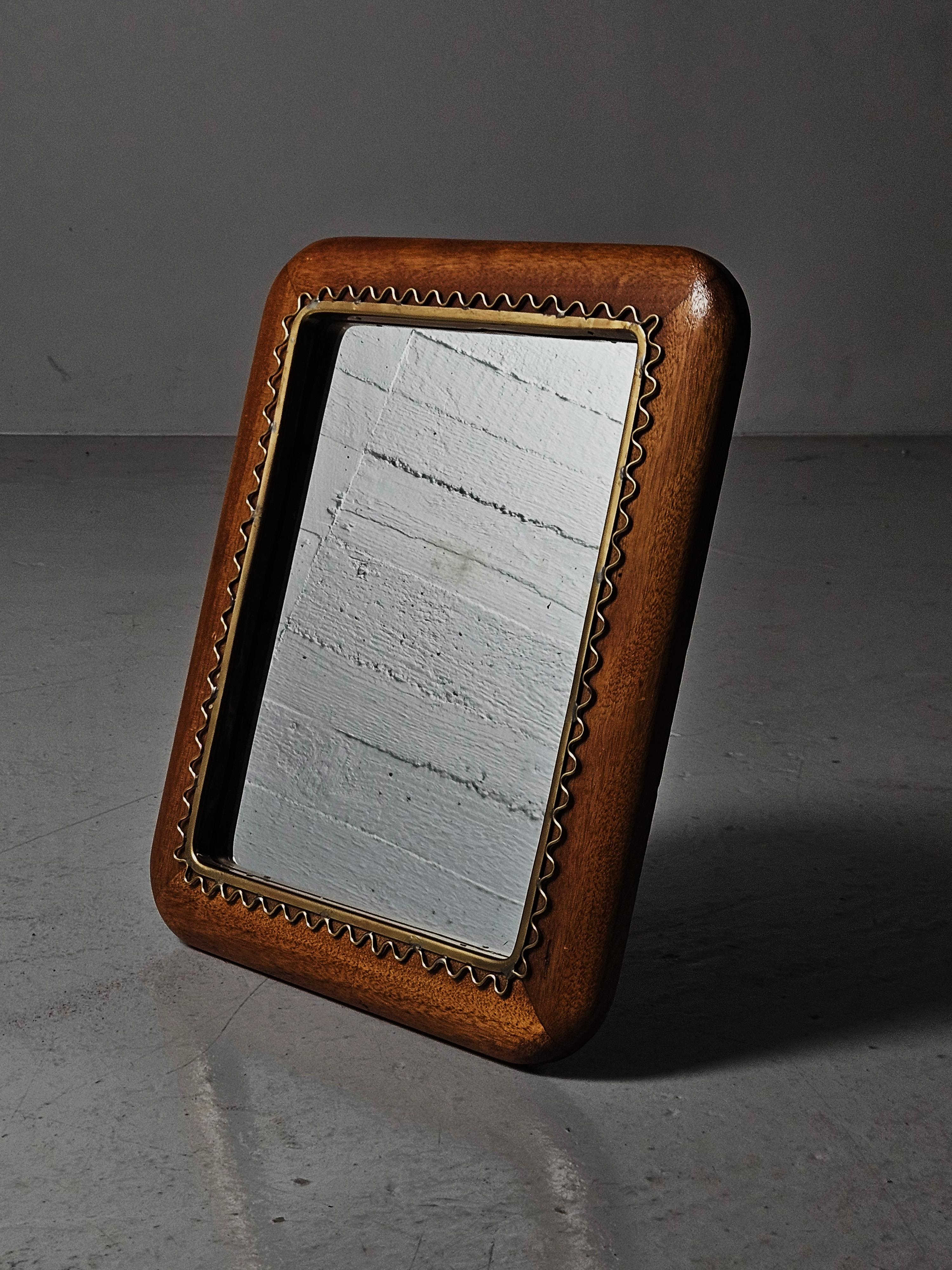 20th Century Swedish designer wall or table mirror, 1940s For Sale