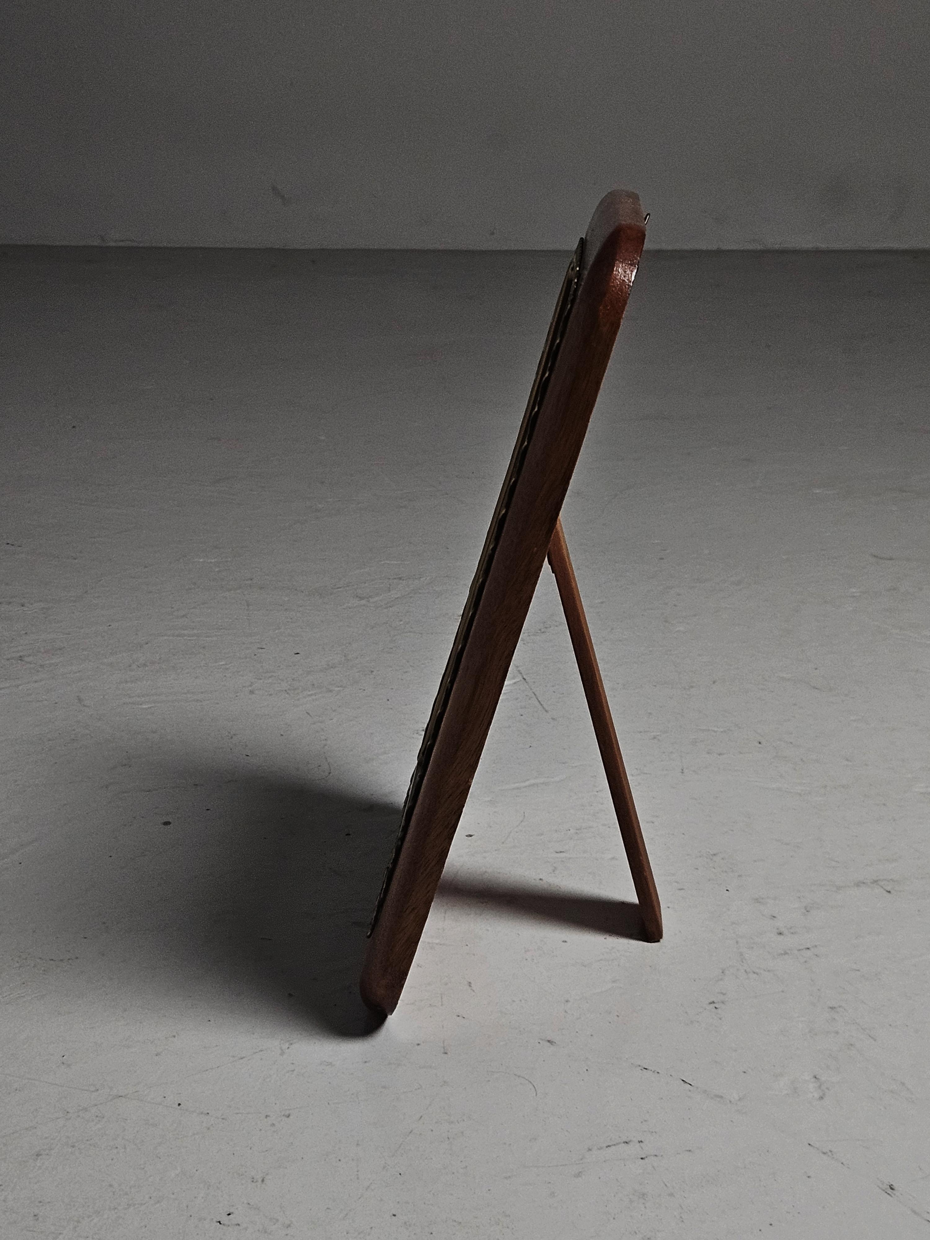 Swedish designer wall or table mirror, 1940s For Sale 3