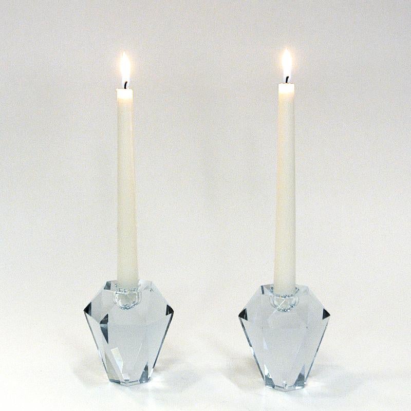Swedish Diamond Shaped Pair of Art Glass Candle Holders by Asta Strömberg 1960s 4