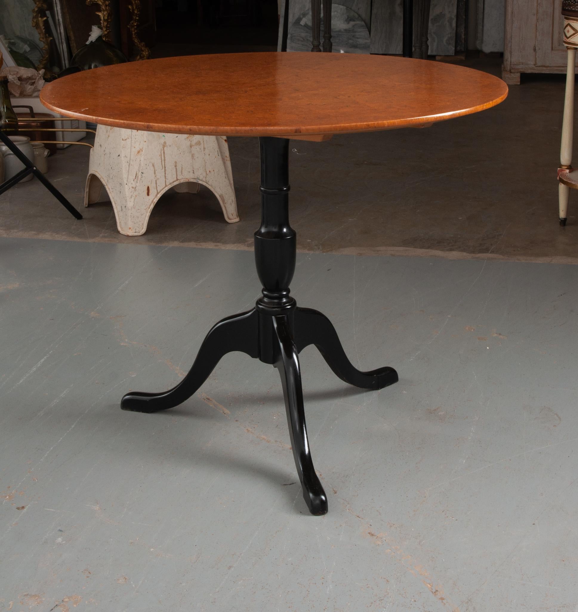Swedish Early 20th Century Birch Tilt Top Table   For Sale 3