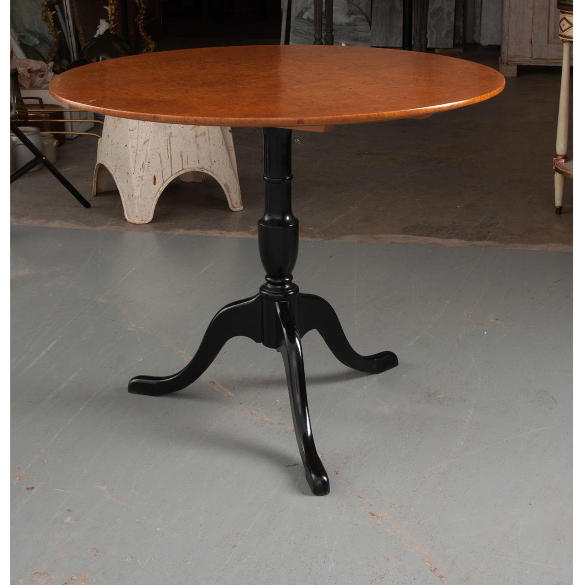 Swedish Early 20th Century Birch Tilt Top Table   For Sale 8