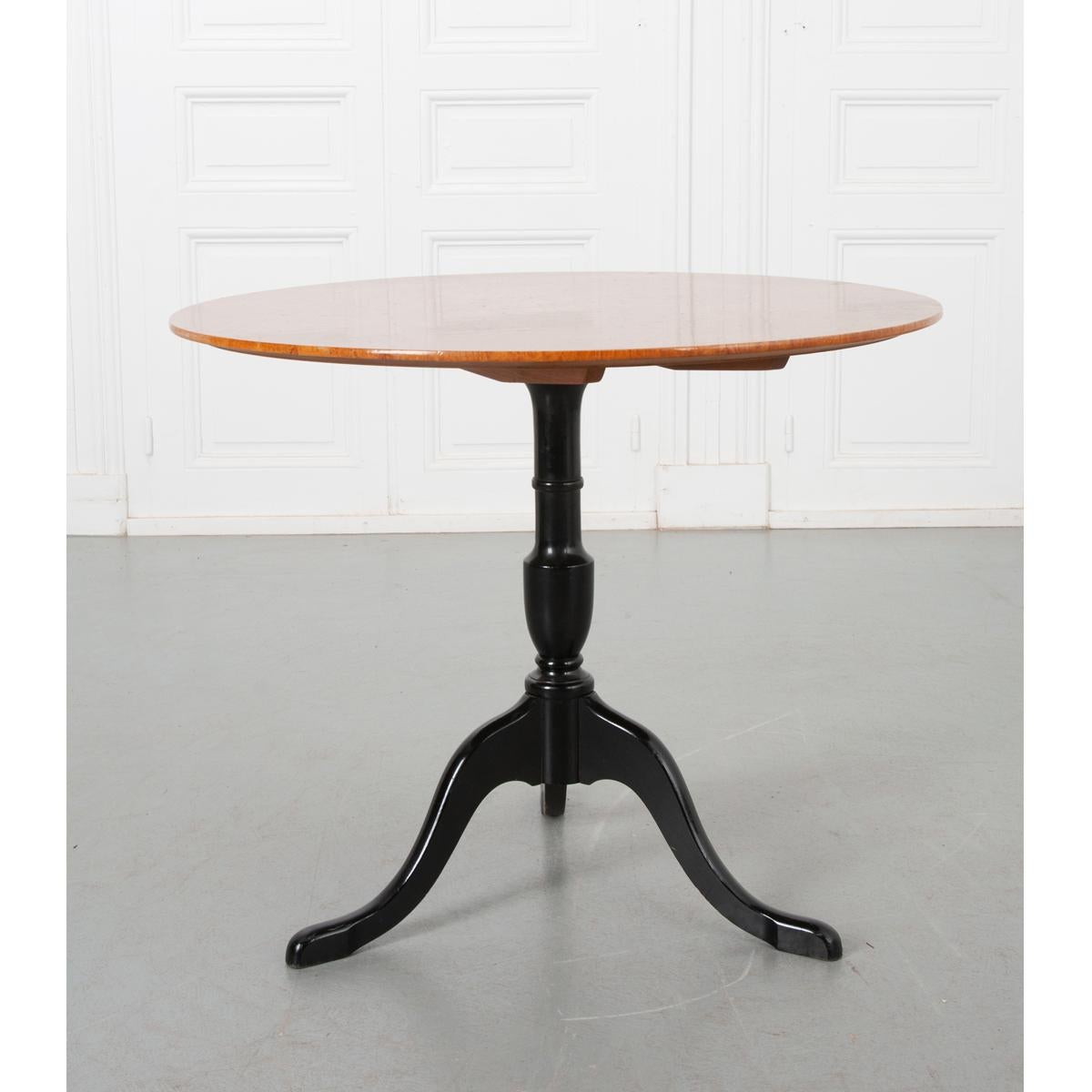 Swedish Early 20th Century Birch Tilt Top Table   For Sale 1
