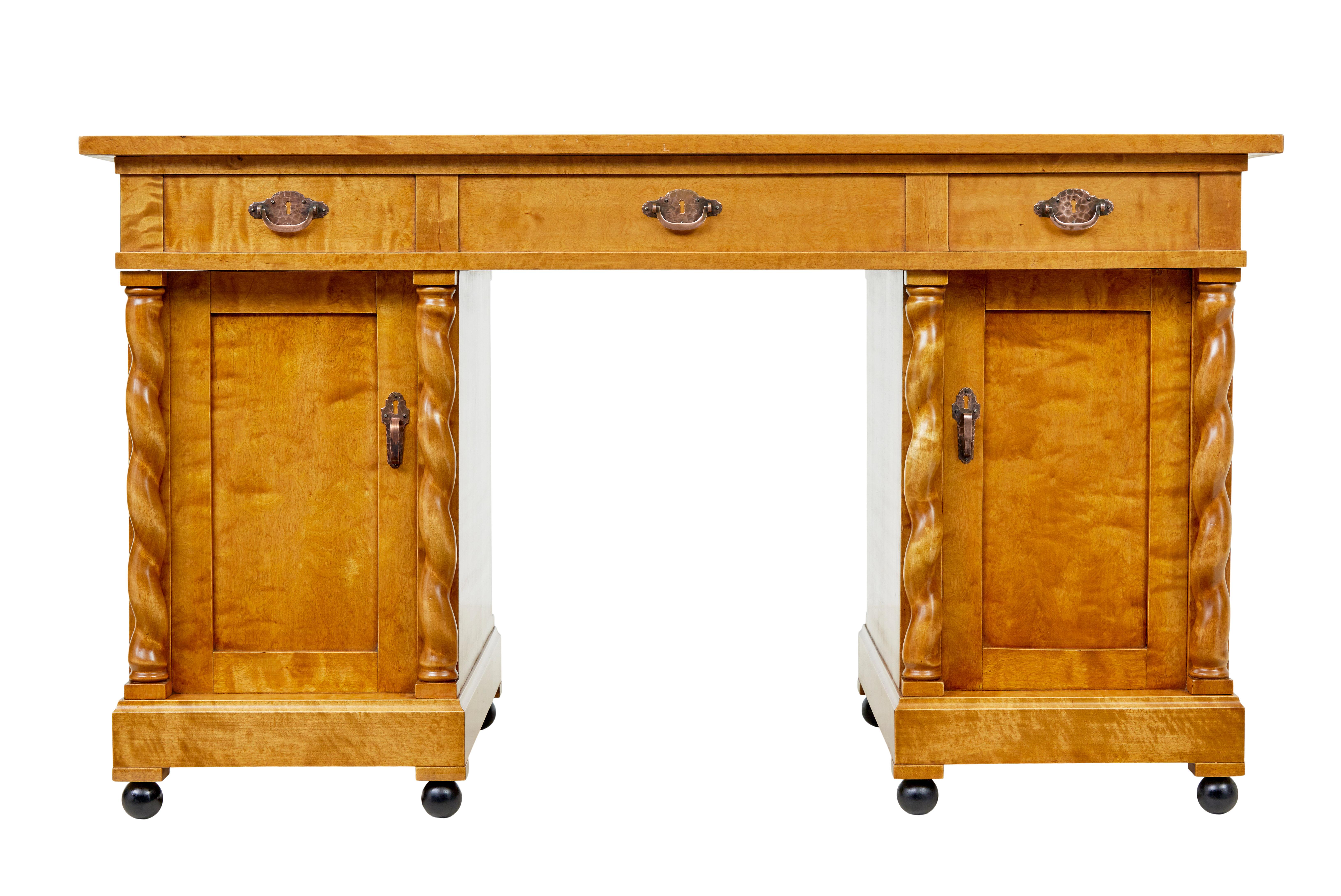 Swedish early 20th century carved birch pedestal desk In Good Condition In Debenham, Suffolk