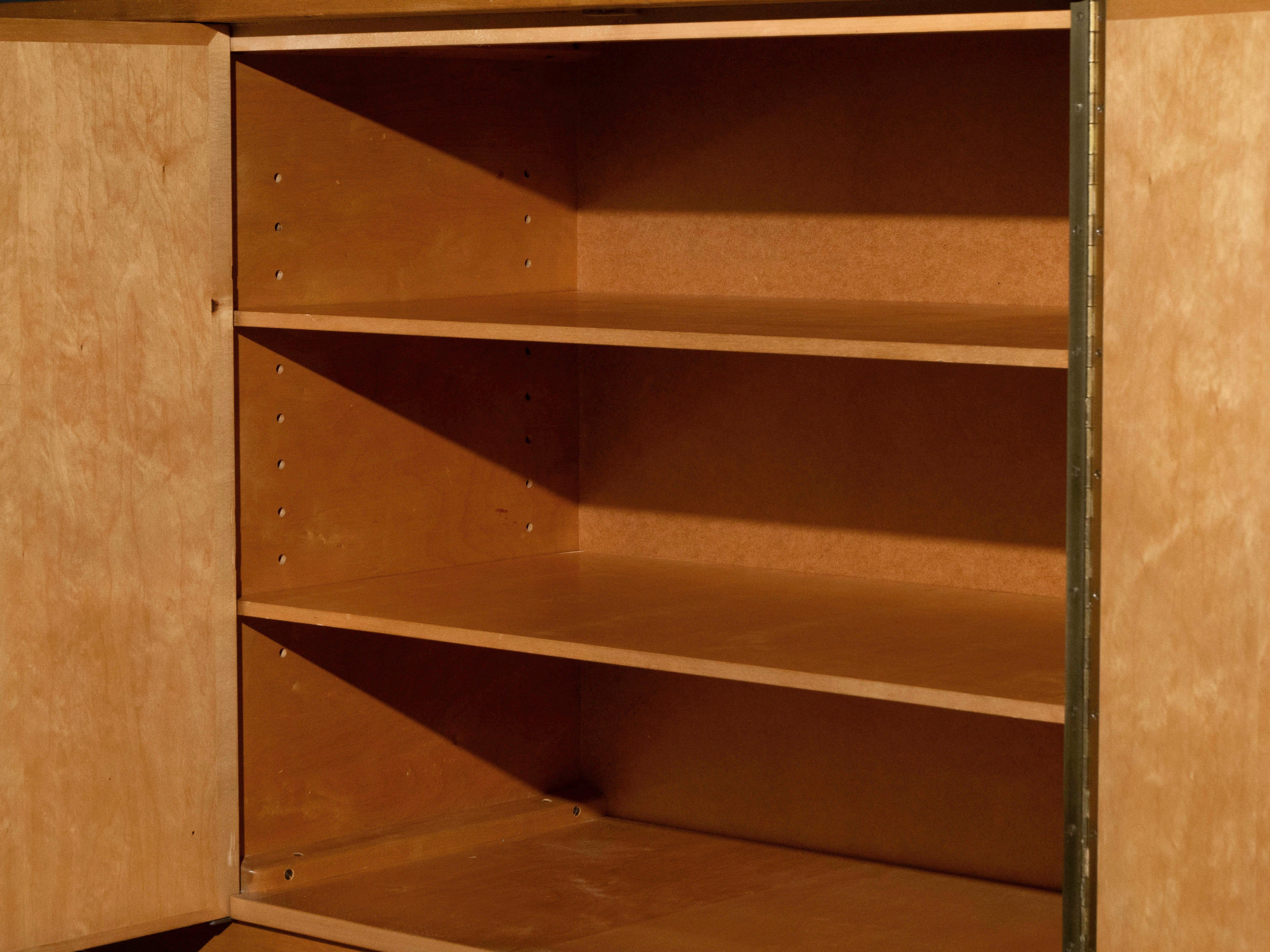 Swedish Elm Cabinet with Nordens Flora Illustrations, Josef Frank Style en venta 3