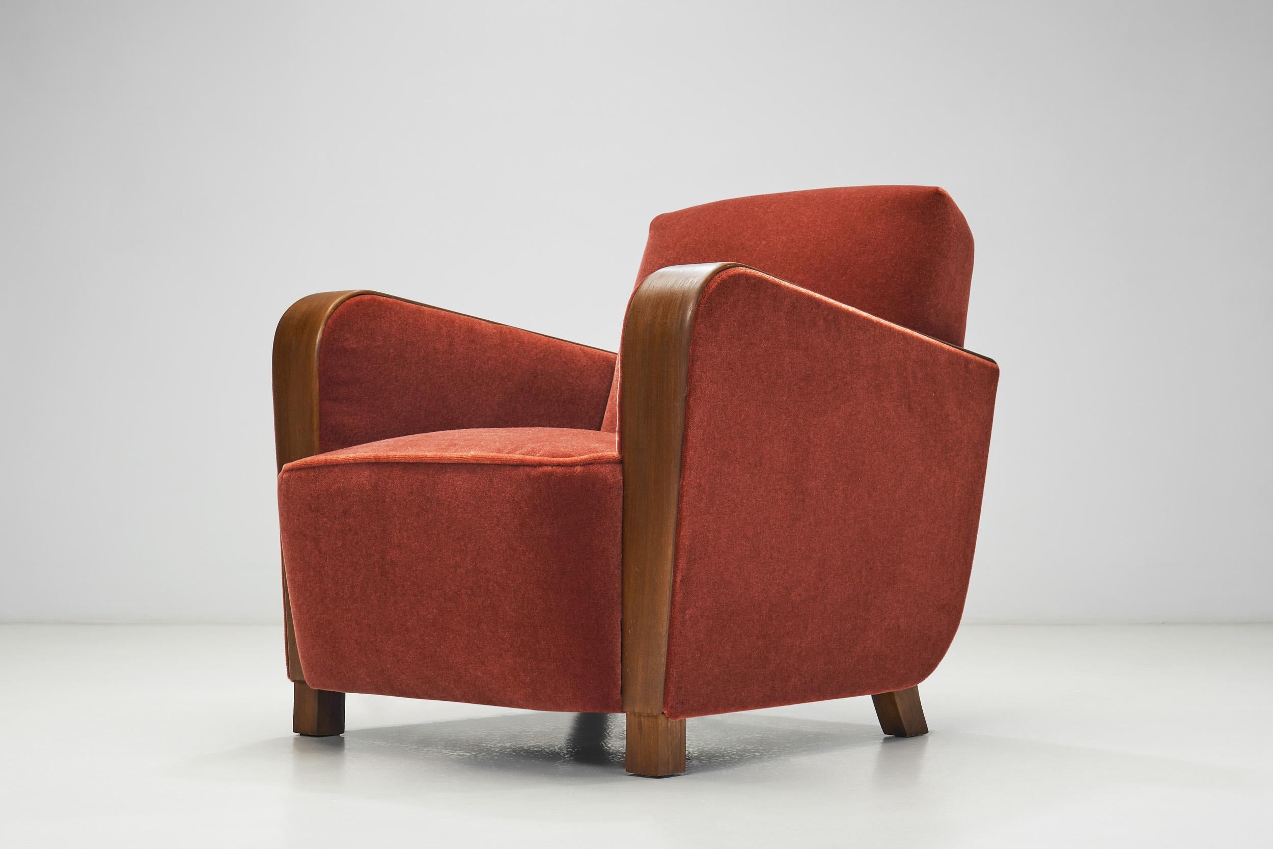 Swedish Elm Wood Art Deco Lounge Chairs, Sweden ca 1930s 6